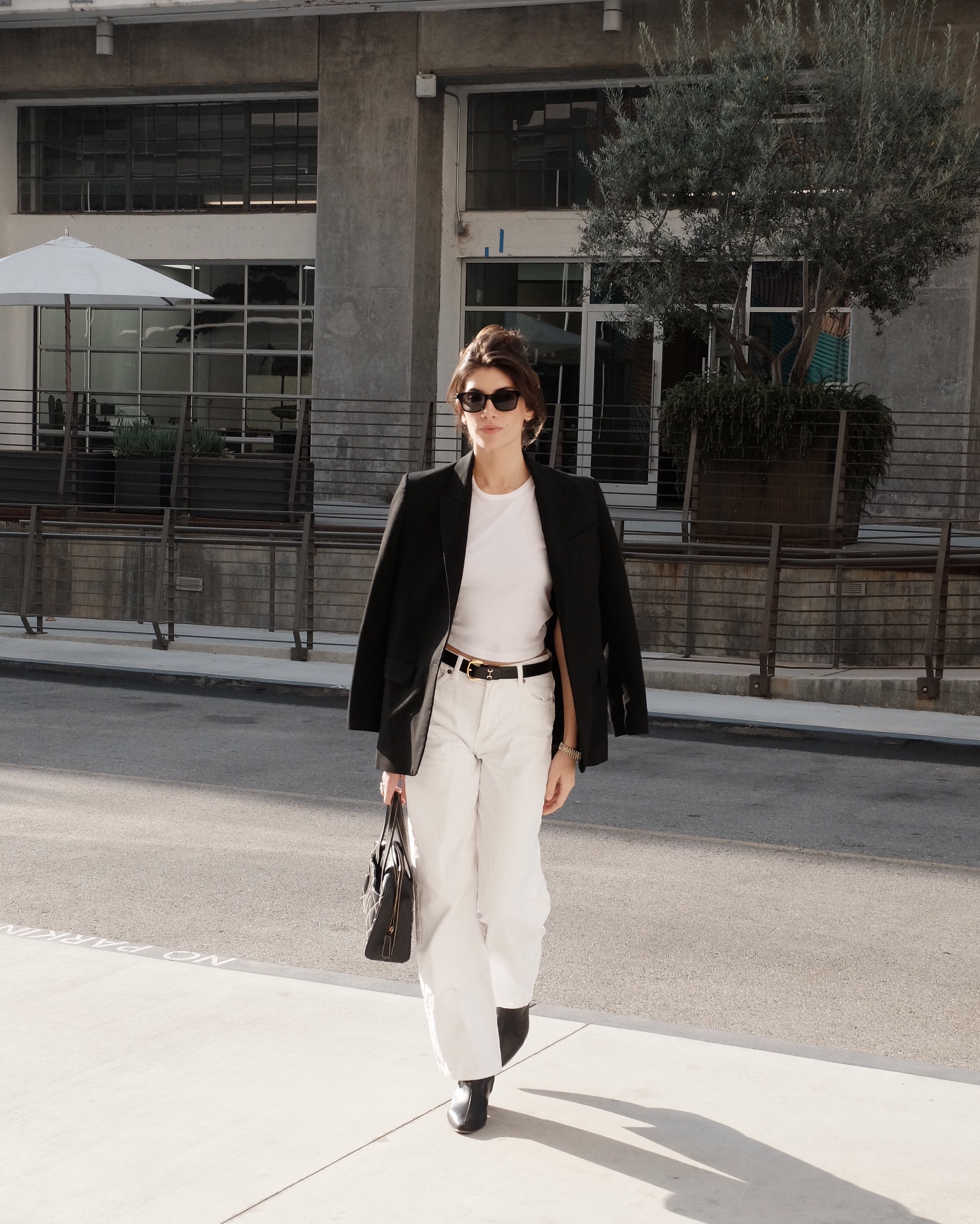 Walking in DTLA. I love this outfit cause it’s effortleds and so comfortable. Can be dressed up or down. Perfect for LA Fall! 🤍🖤

#LTKStyleTip #LTKSeasonal #LTKFindsUnder100