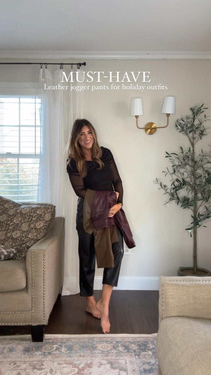 Faux leather jogger pants. Insulated and warm. Love as a date night outfit, holiday outfit and workwear. Wearing meds in joggers and bodysuit! Xx 



#LTKHoliday #LTKSeasonal #LTKParties