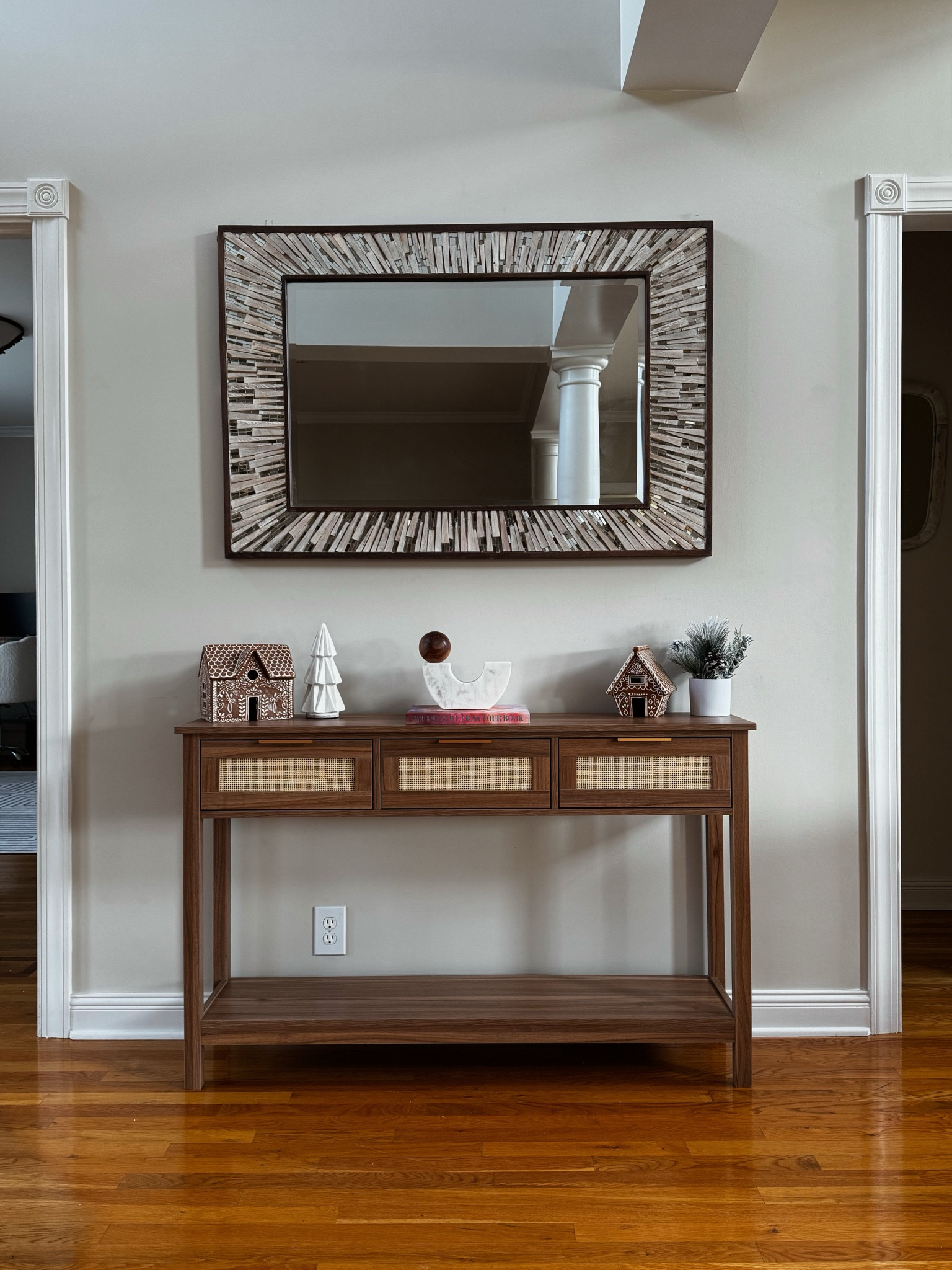 New entryway table! 🥰