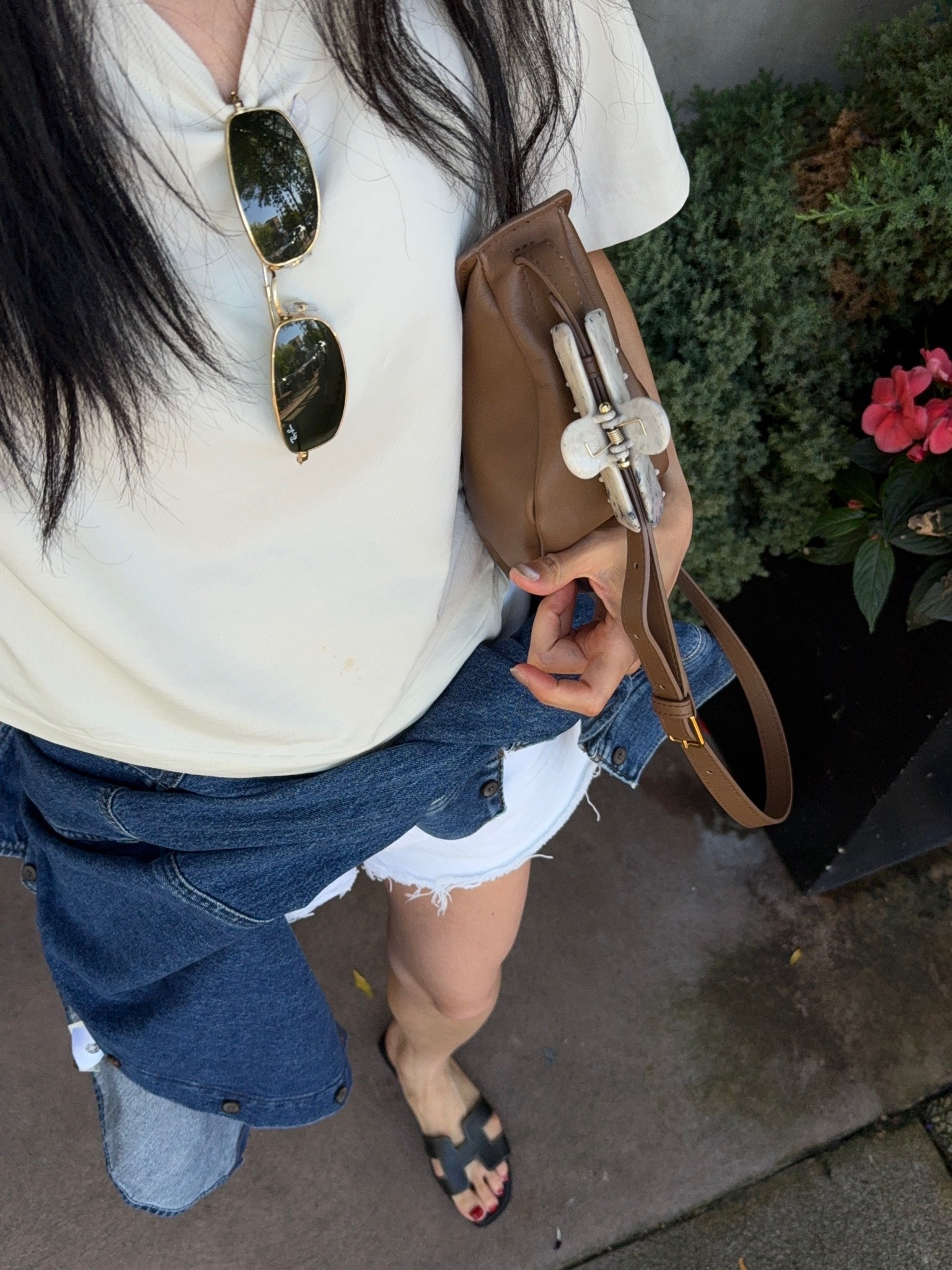 Tee: old lulu. Linked this year version. 
Agolde: sized up one size. 
Denim shirt: tts
Ray ban sunnies.

#LTKcanada #LTKsummer #LTKpetite