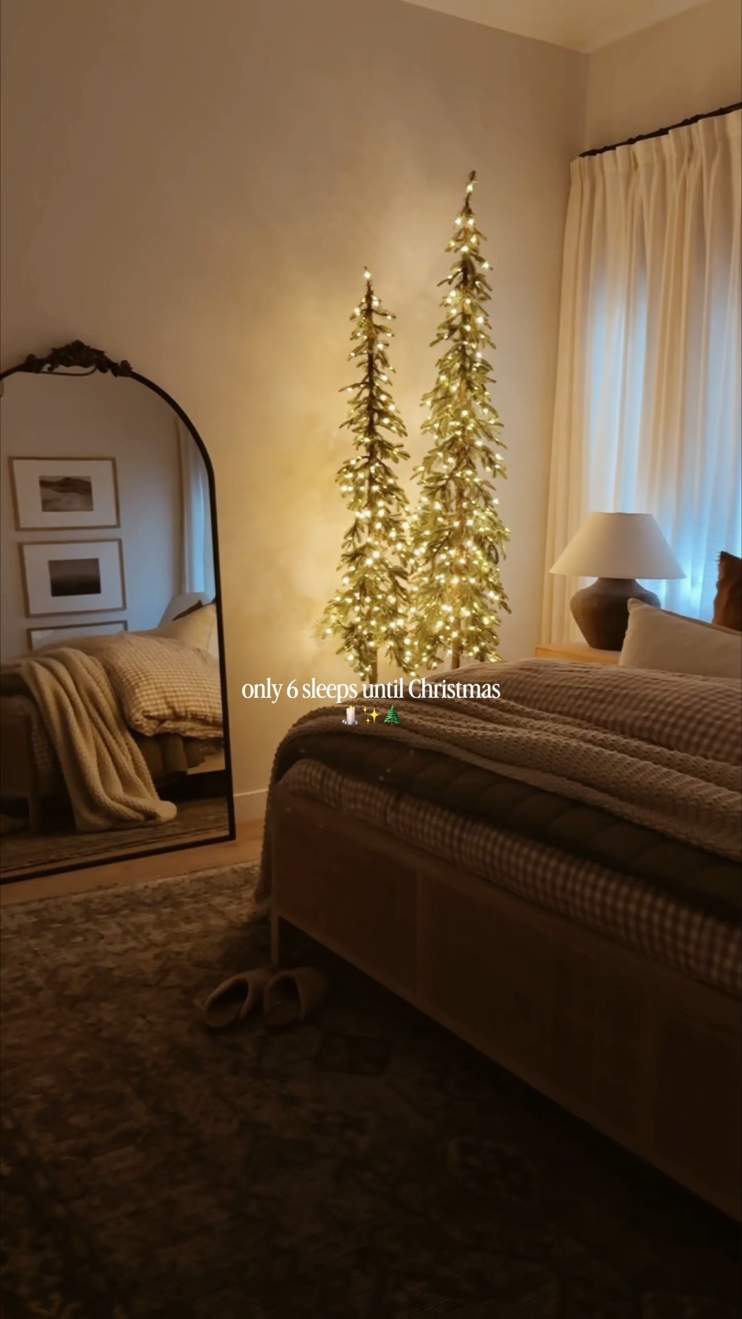Christmas is coming! Only 6 more sleeps until the man in red comes 🎅! 


#christmasmood #christmasaesthetic #bedroom 

#LTKHoliday #LTKHome