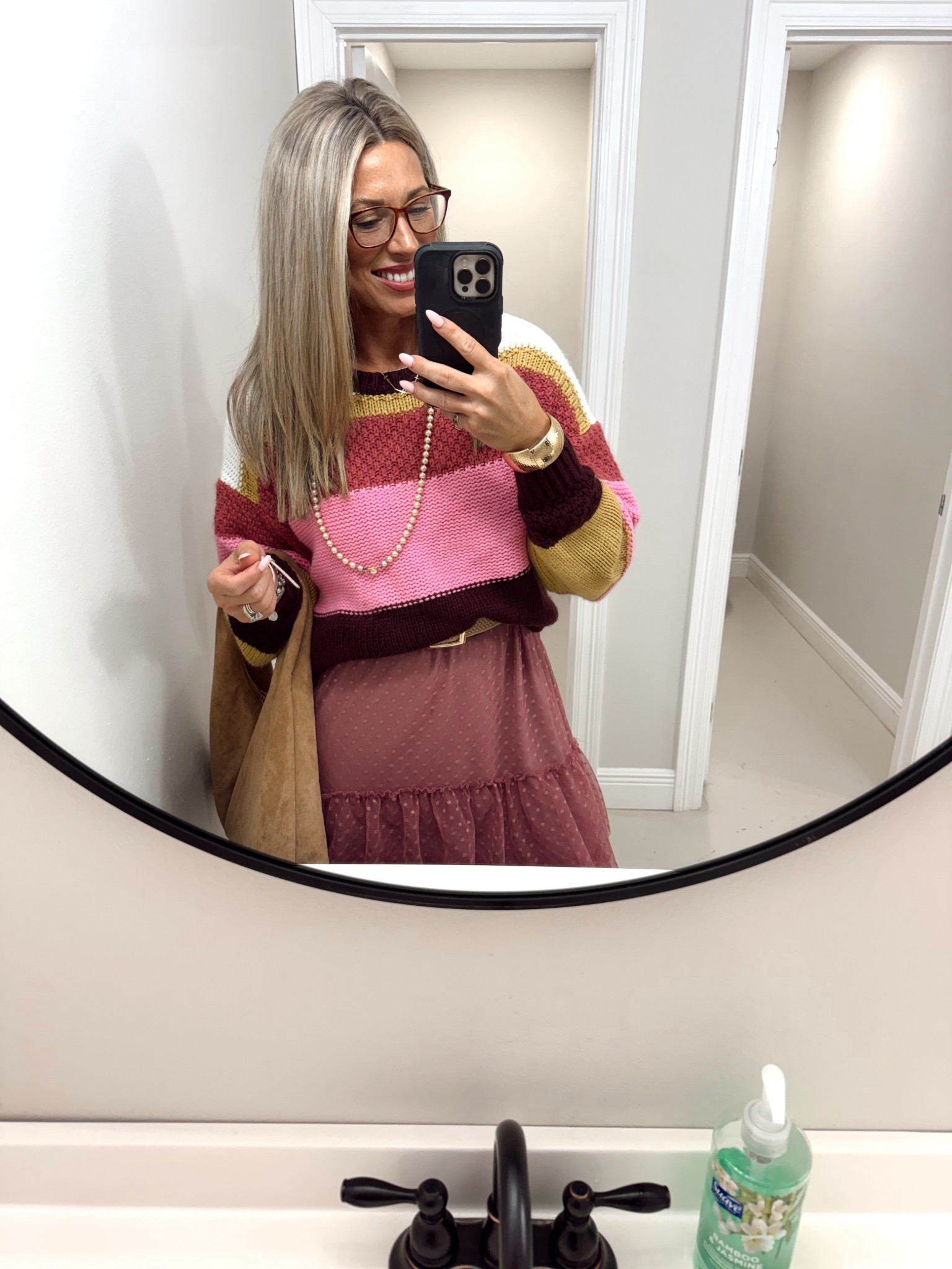 Sunday Church Outfit

Amazon fashion, affordable outfit ideas, feminine style

#LTKgrwm #LTKFindsUnder100 #LTKootd