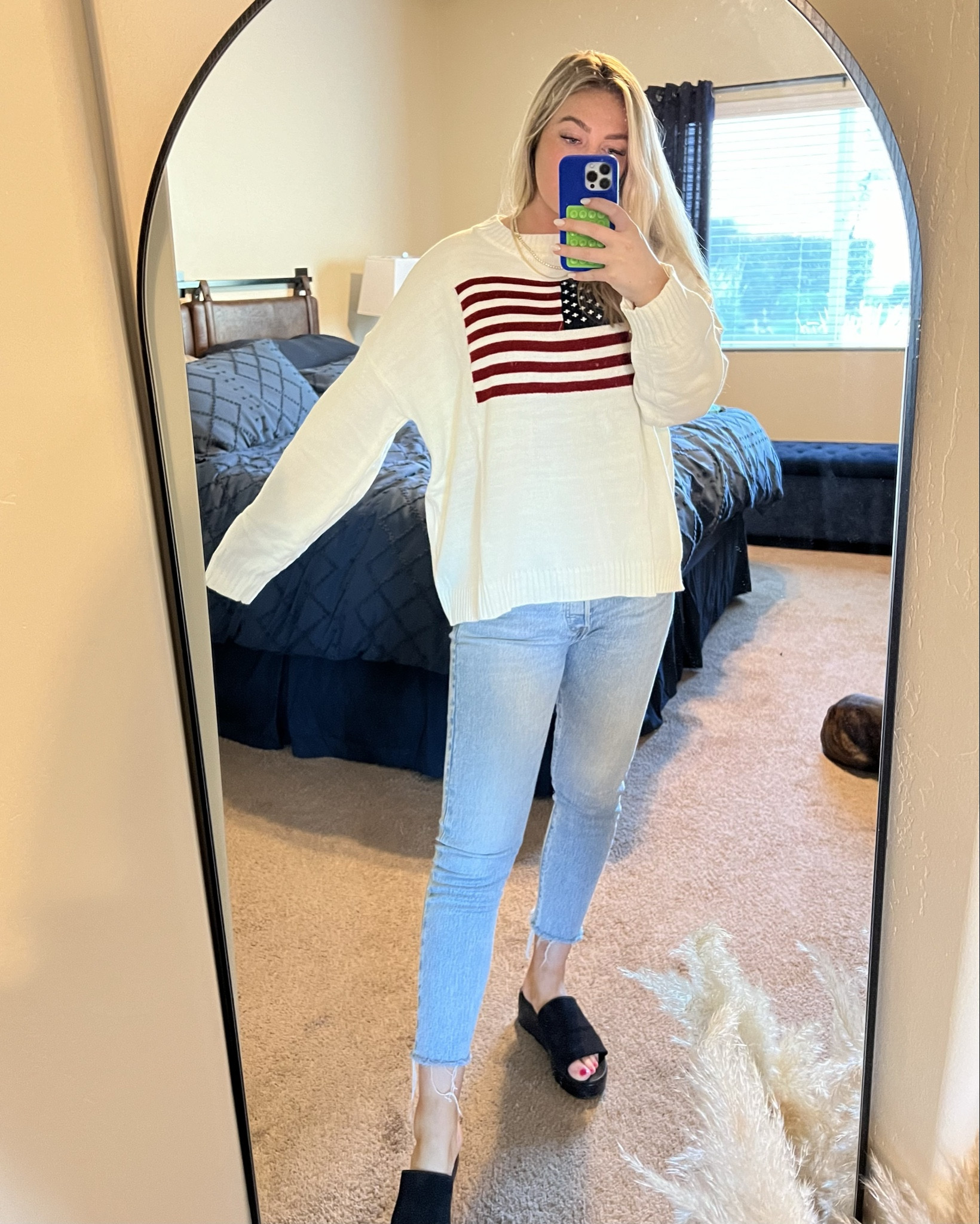 American flag pullover sweater, loose fit, great quality for price!!!Black platform sandals & Levi jeans make this a staple fit!! 🇺🇸🎇

#LTKfindsunder100 #LTKparties #LTKSeasonal