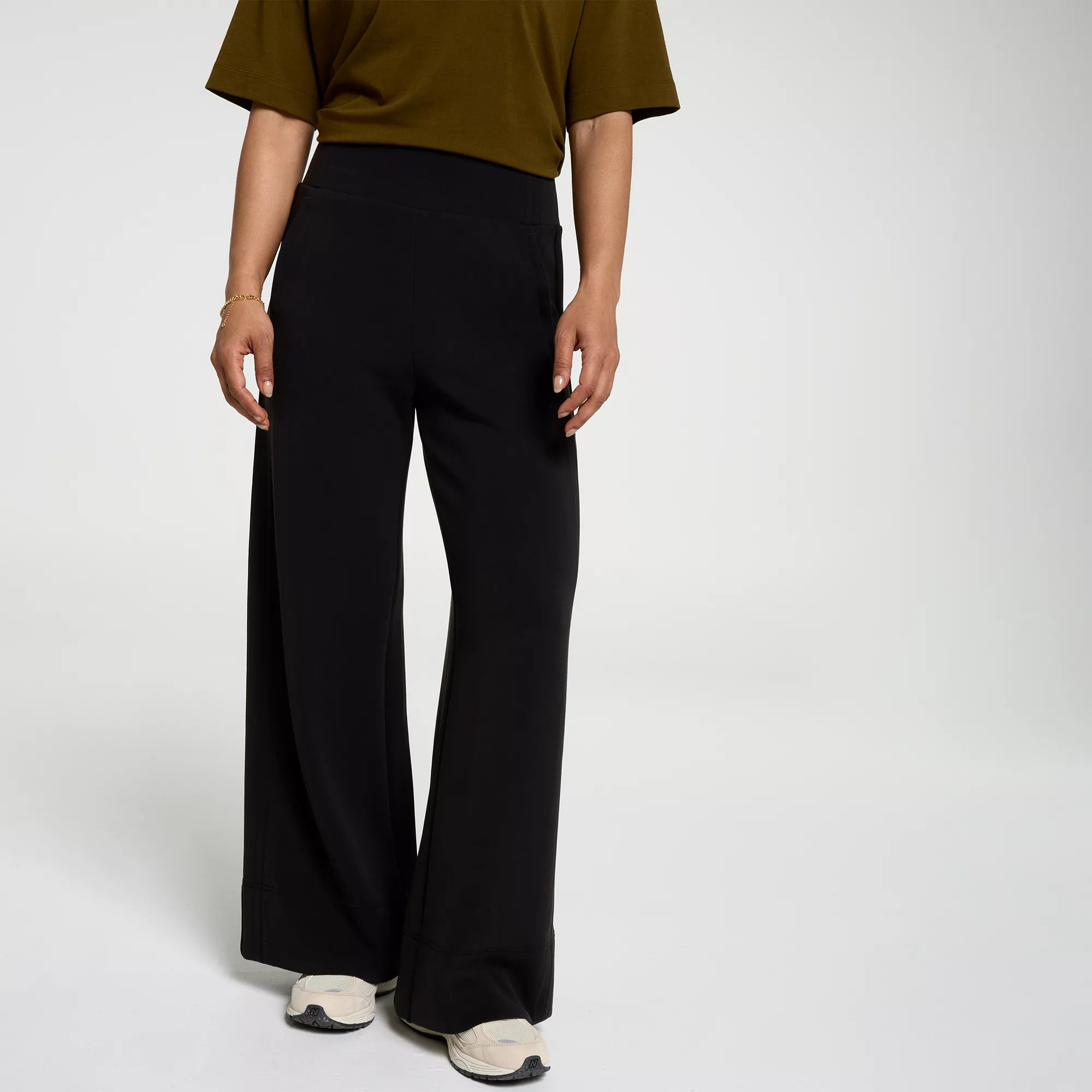 CALIA Women's Sandwash Wide Leg Pant, Medium, Pure Black | DICK'S Sporting Goods