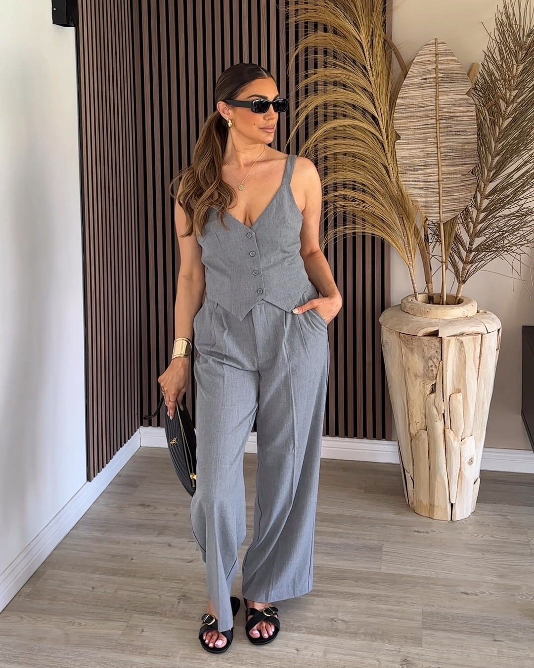 Gotta live a co-ord! This isn’t actually a set but goes perfectly together!🩶

#LTKuk #LTKspring #LTKsummer
