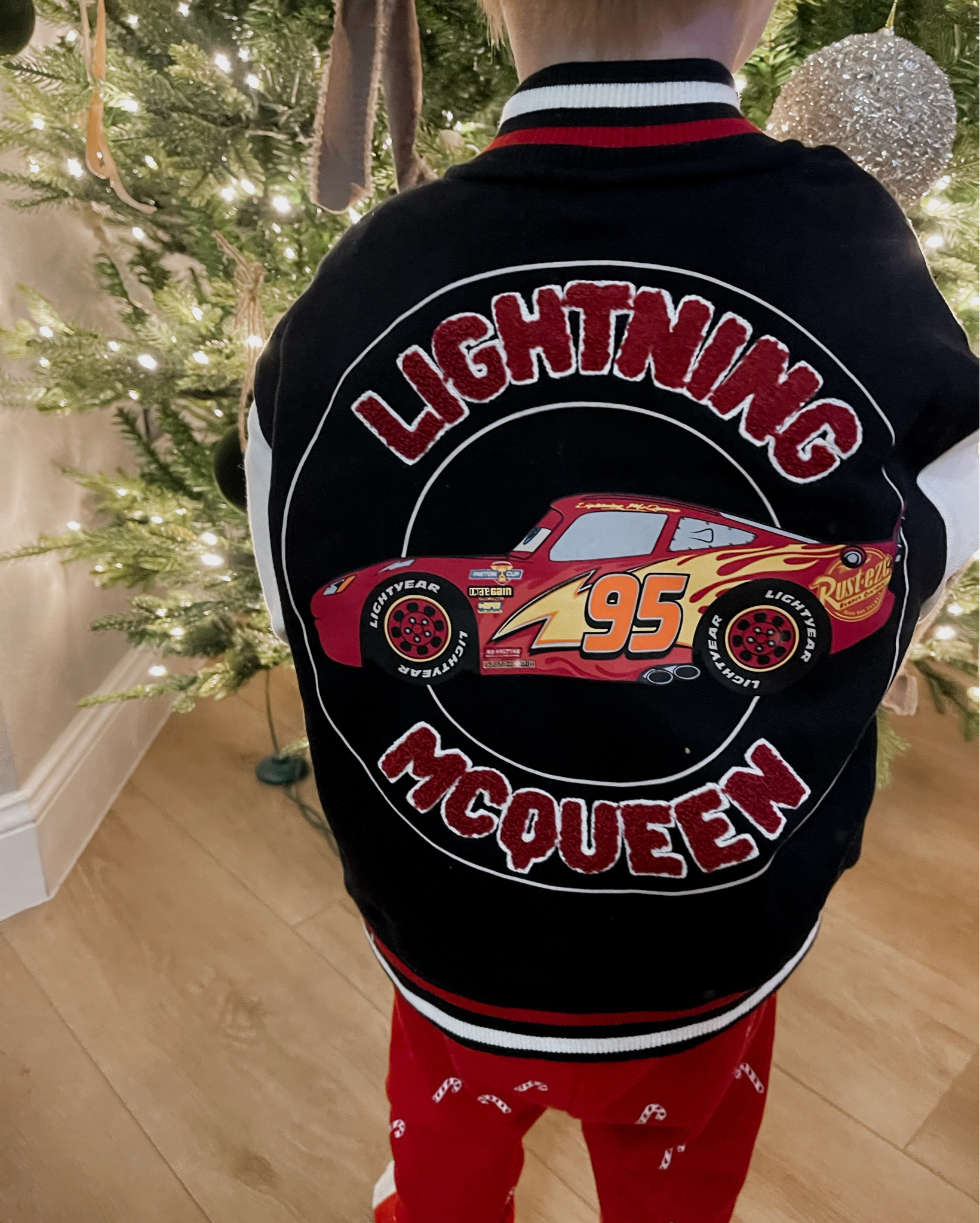 Lightning McQueen Bomber Jacket 🚗 (& it’s less than $13!) for my Lightning McQueen obsessed toddler! 

#toddlerboy #toddlerboyclothes  #lightningmcqueen #disneycars #toddler #boyclothes #walmart #walmartfinds

#LTKKids #LTKFindsUnder50 #LTKBaby
