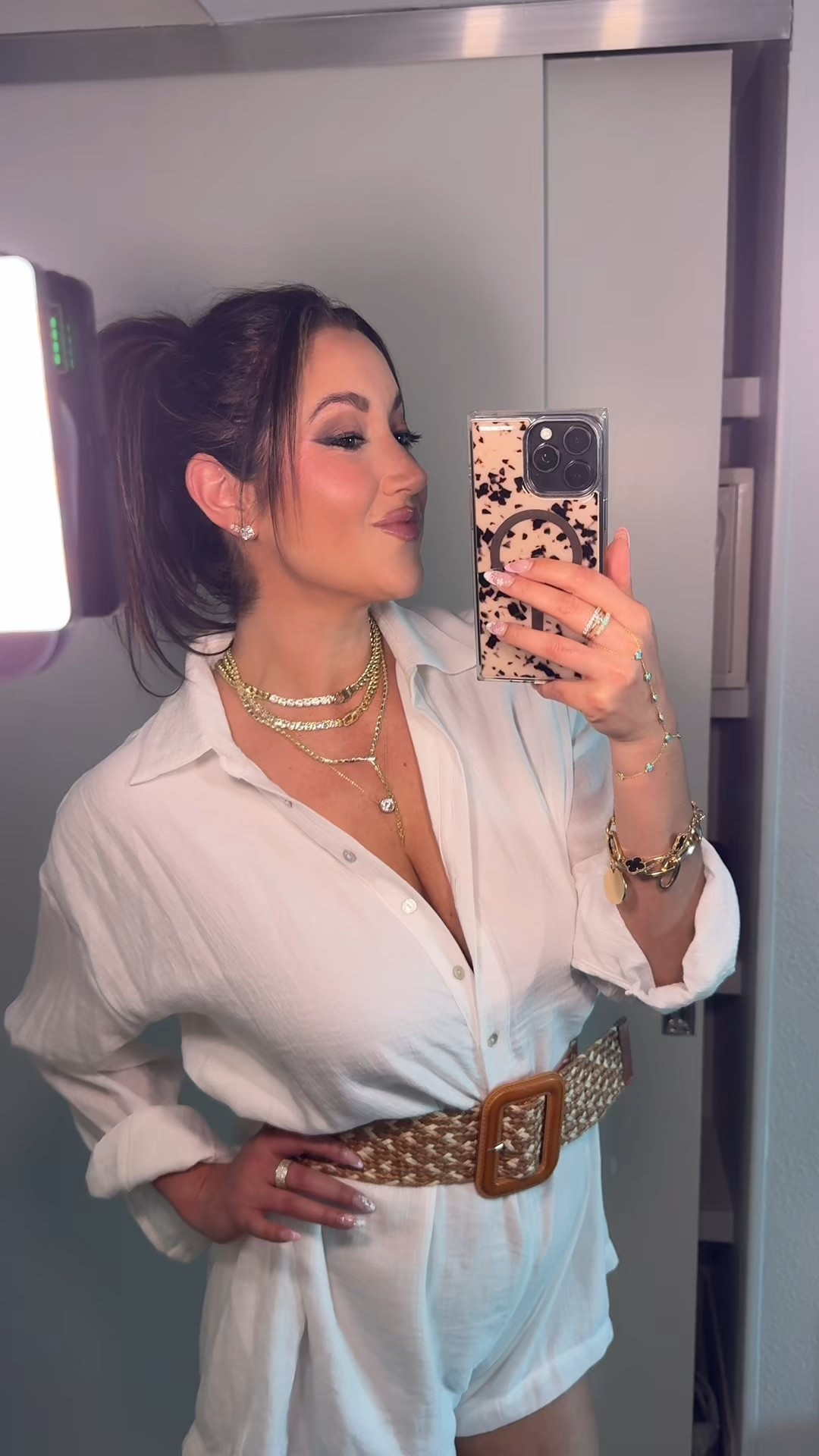 Everything you need to recreate this makeup look linked babies!

#LTKFindsUnder50 #LTKStyleTip #LTKBeauty