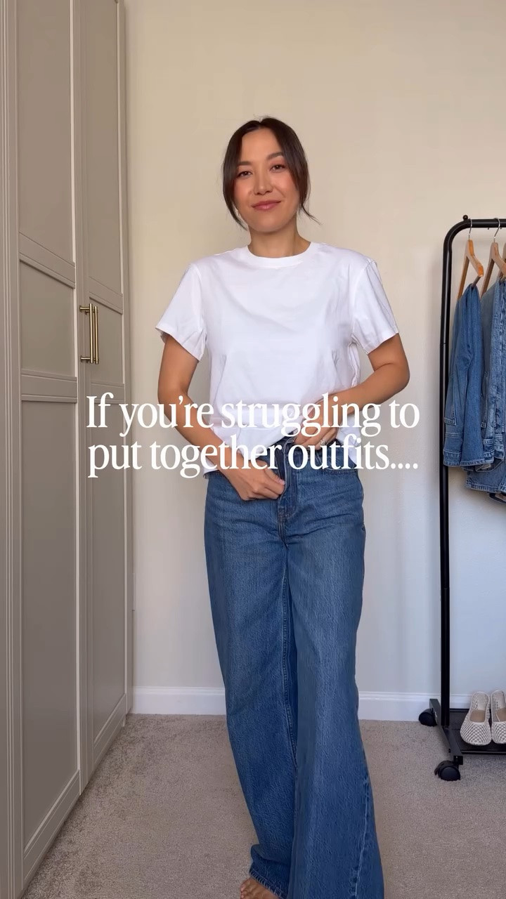 Styling tip if you’re struggling to put together outfits! 

Abercrombie wide leg jeans - runs big I sized done one, regular inseam 
BR tee or recommend the gap tee for a little more oversized fit to tuck in all the way 
Rails jacket small— on sale under $125
All Saints suede jacket xs — over $300 off