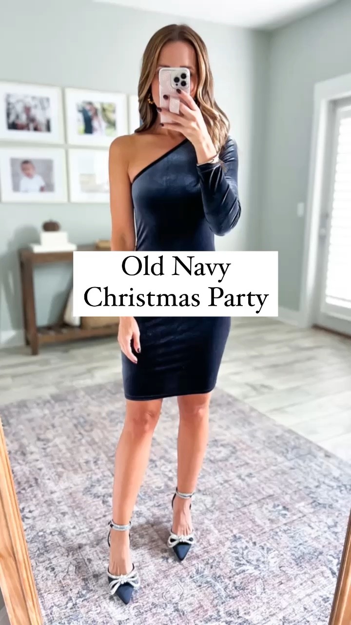 Old navy velvet dress (XSP). Old navy plaid dress (XSP). Old navy Christmas party dress. Holiday party dress. Date night dress. Wedding Guest dress. 

#LTKHoliday #LTKunder50 #LTKwedding
