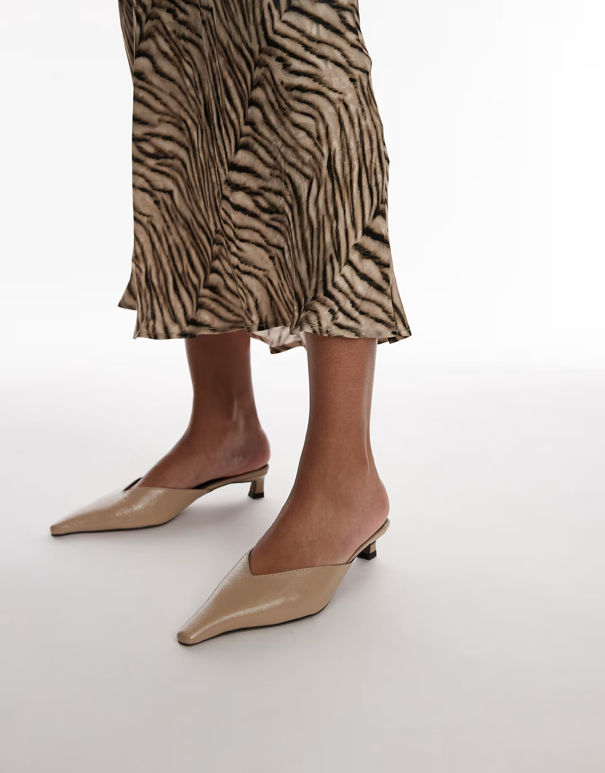 Topshop Dolly closed toe heels in taupe | ASOS | ASOS (Global)