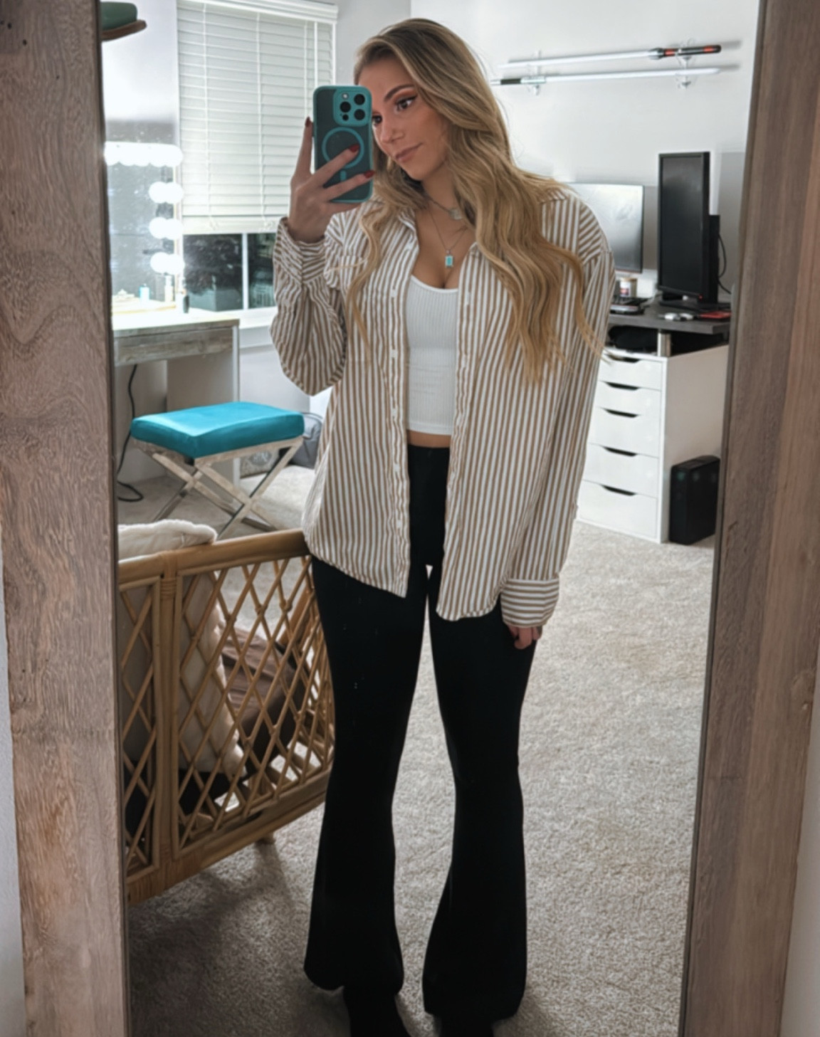 I don’t always go all out when I go out. Here’s a casual yet still cute outfit!

#LTKFindsUnder100