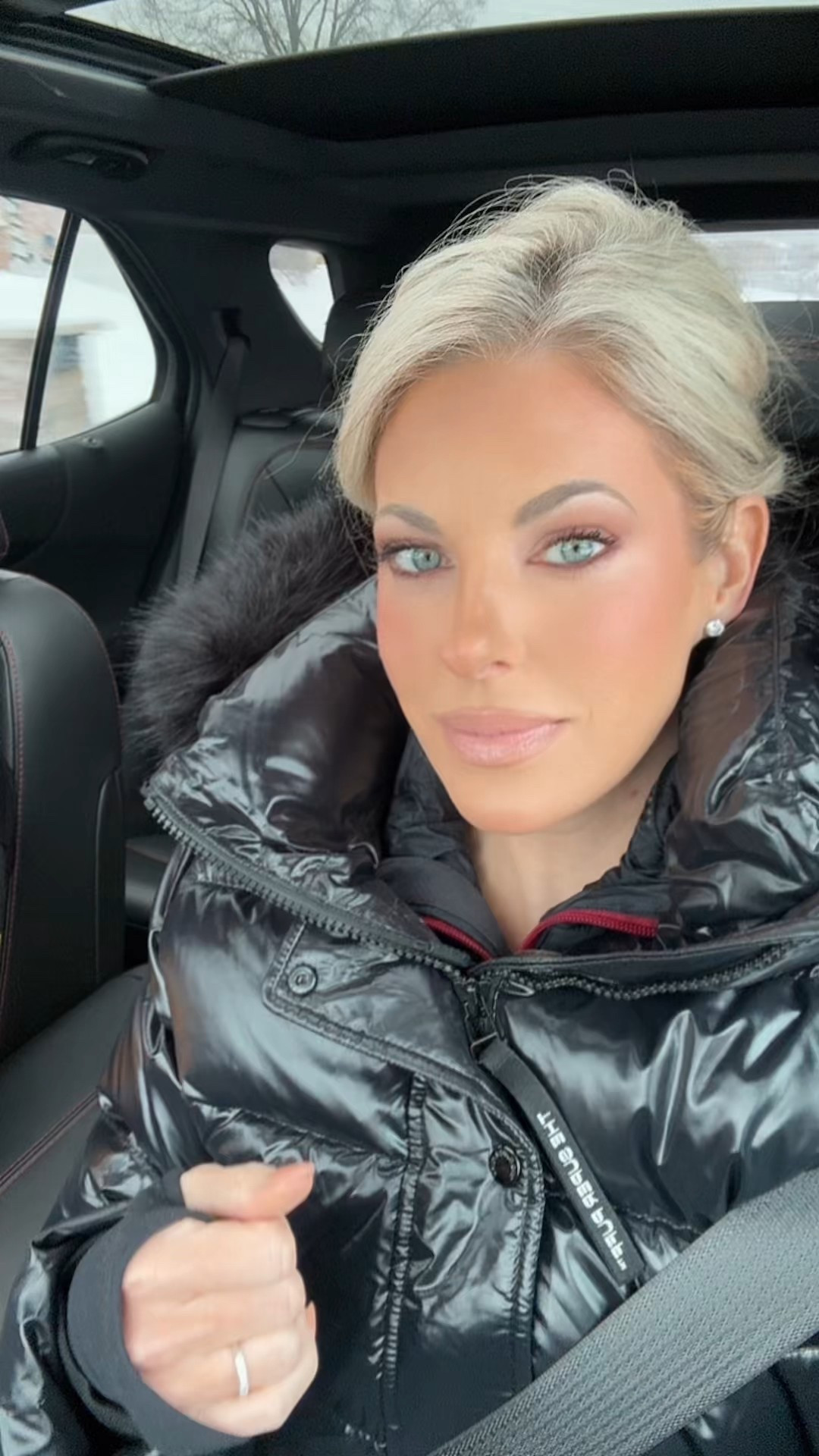 On the way to the Steelers game celebrating John’s 40th and let me tell you… almost 0° weather calls for serious layering 🤍 From the coziest thermal base layers to an insulated jacket, beanie, gloves, and cold-weather boots that actually keep your feet warm—this outfit understood the assignment. Chic, functional, and stadium-approved ✔️

If you’re headed to a winter game, outdoor event, or just braving the cold in style, these are the pieces I always rely on to stay warm without sacrificing the look. Everything is linked and tested in real-life freezing temps.

Shop my full cold-weather game day look on LTK for all the details 👇✨

#LTKGameDay #SteelersGame #WinterOutfitInspo #ColdWeatherStyle #StadiumStyle #WinterLayers #GameDayOutfit #LTKStyle #LTKFinds #LTKSale #40thBirthdayStyle #WinterEssentials

#LTKdayinmylife #LTKootd #LTKTravel