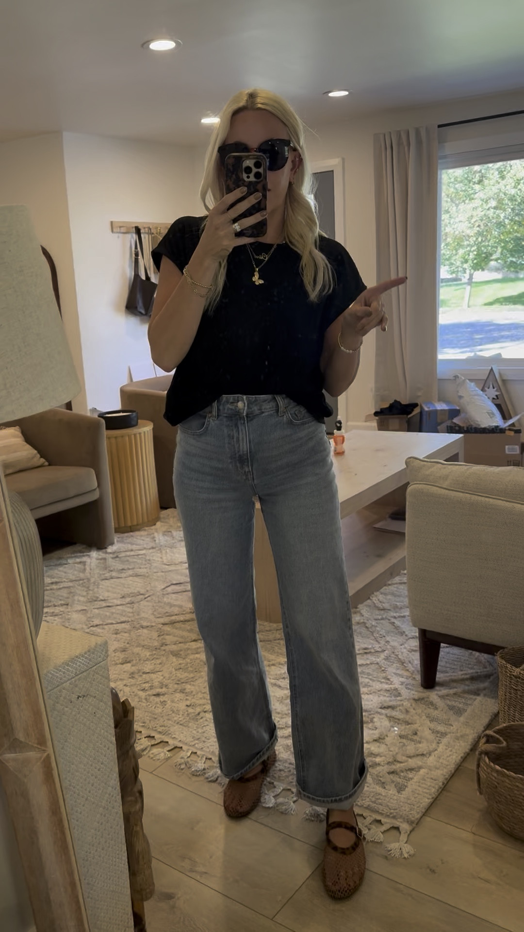 Jeans were restocked on H&M! Size 4! 

#LTKFindsUnder50 #LTKFindsUnder100 #LTKStyleTip