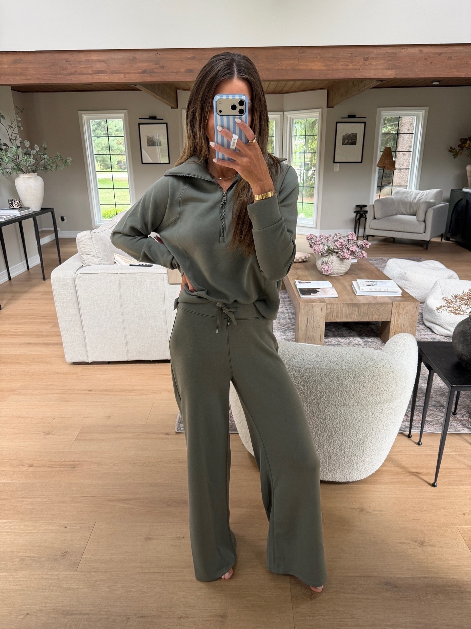 The coziest set from @Spanx and this color could NOT be any more perfect!!! Wearing size S in both—the perfect set for fall!!

#LTKgrwm #LTKmomlife #LTKootd