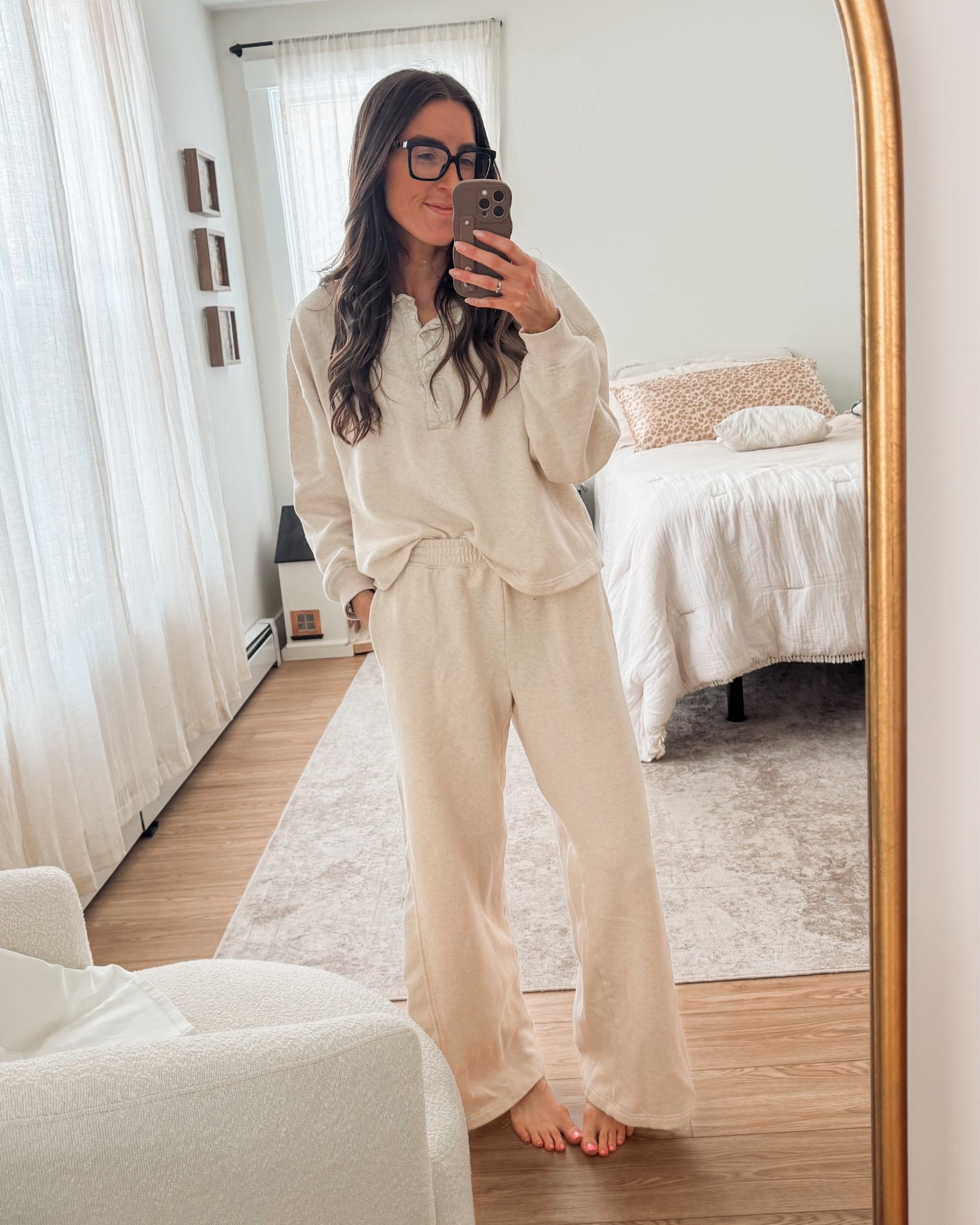 Shoutout to this aerie set for getting me through Monday after DST 🥱

5’8” 125lb 
Top: small
Bottoms: xsmall tall

#LTKmomlife #LTKootd #LTKTall