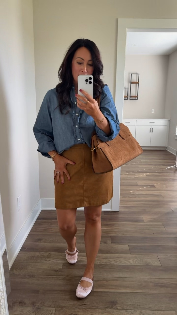 Weekly @Target  Tuesday finds! Love the length of this skirt and the ruffles on this blouse!

#LTKootd #LTKdayinmylife #LTKSeasonal