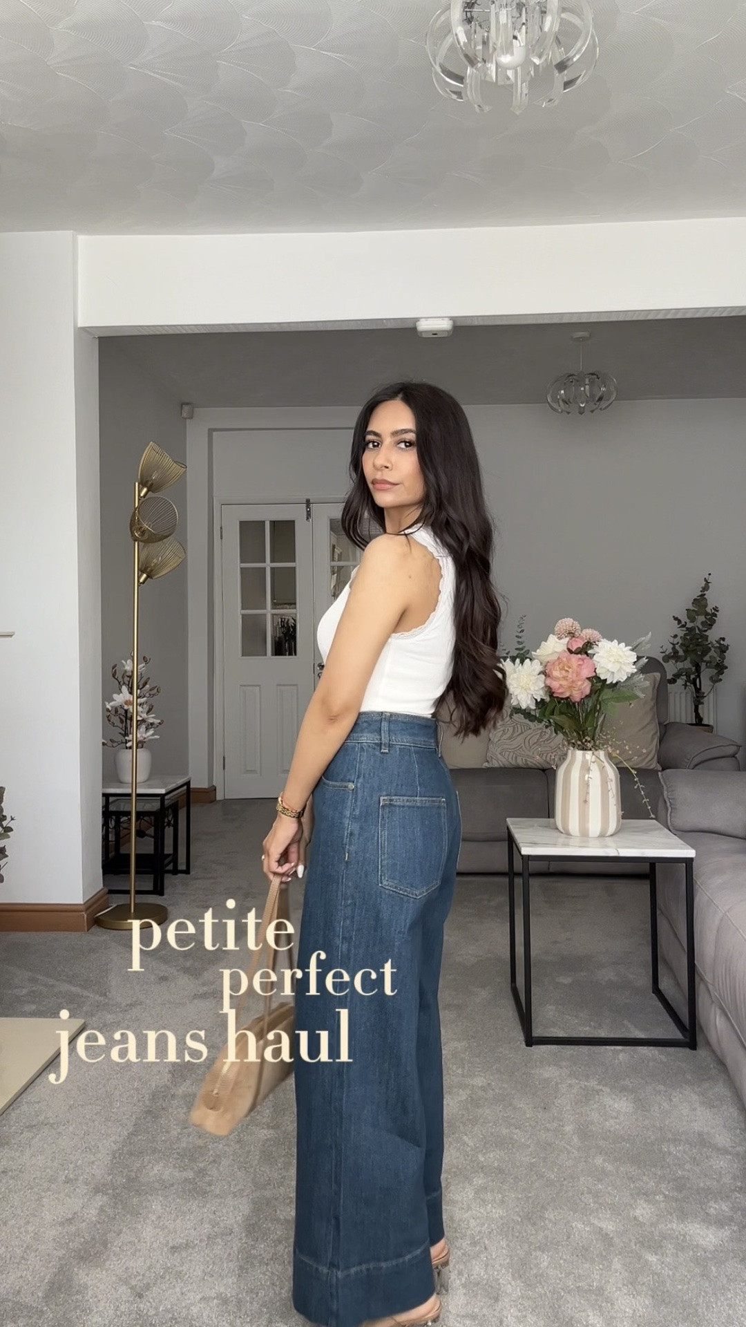 Petite styling: the chicest jeans I’ve added to my wardrobe lately 🤍

the fit, the length, the quality… exactly how I want my jeans to sit. I’m obsessed ✨

safe to say I’ve found my new favourite place to shop for all things petite

#LTKuk #LTKjeans #LTKpetite