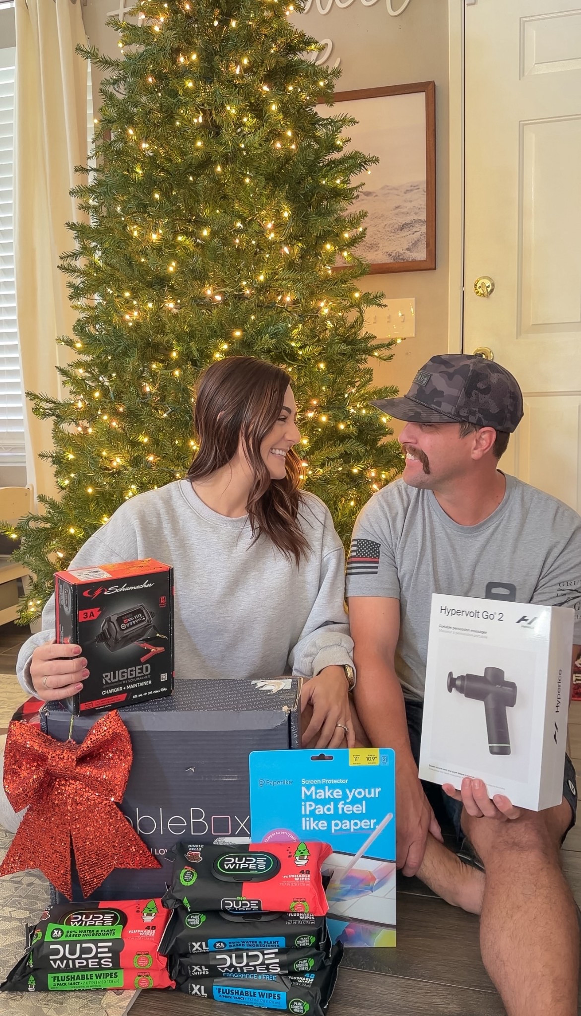 A few top picks for men this holiday season! All useful and practical gifts🎄



#LTKCyberWeek #LTKHoliday #LTKGiftGuide