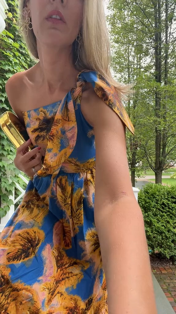 Palm royale party outfit 

#LTKVideo #LTKShoeCrush #LTKSeasonal