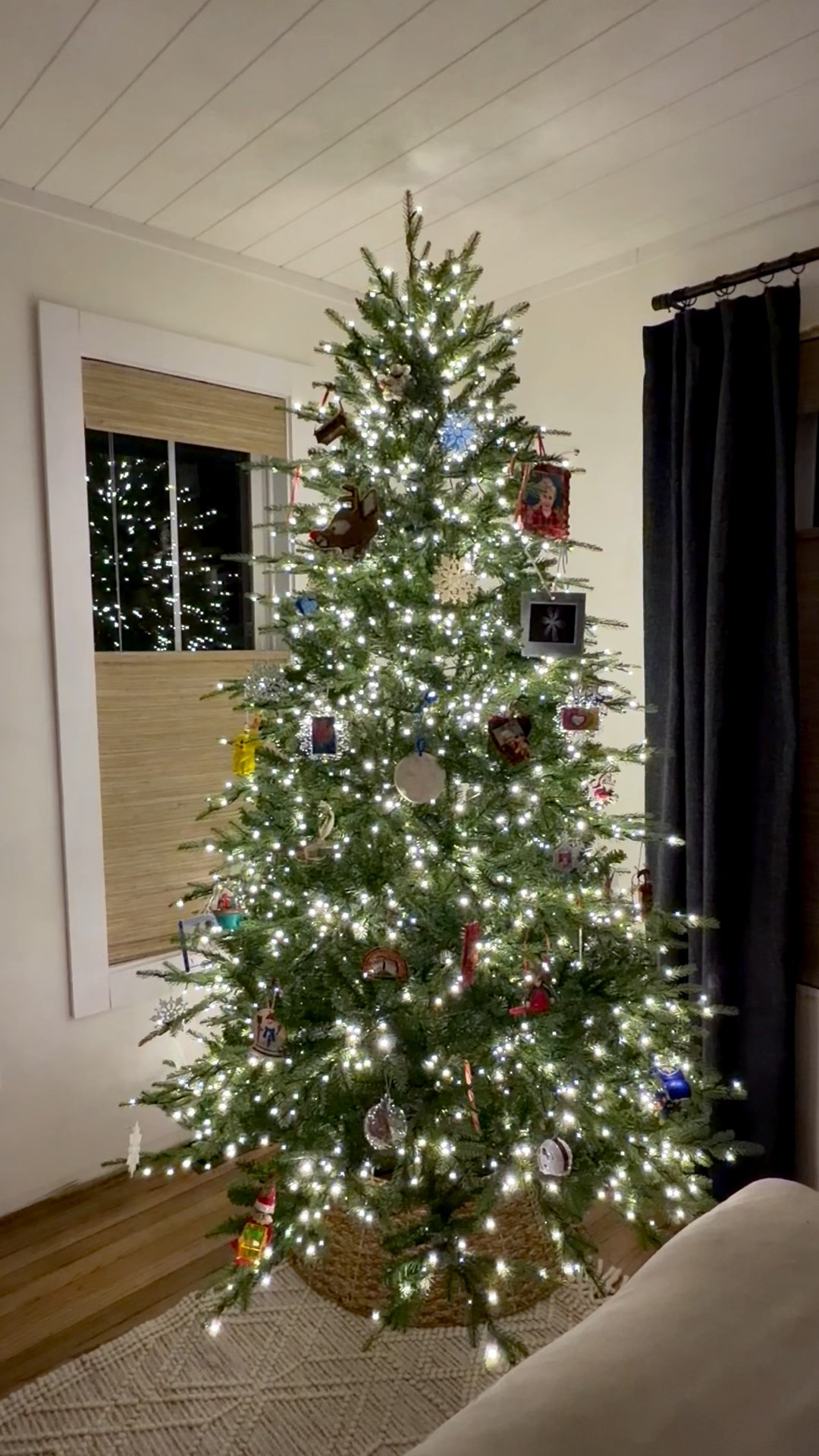 These twinkling lights though 🥰 Plus the colored vs white light debate was instantly solved, it has both! 

Currently on sale for 50% off!

Christmas tree decor, holiday home decor, Christmas lights, Christmas decorations 

#LTKHoliday #LTKSeasonal #LTKSaleAlert