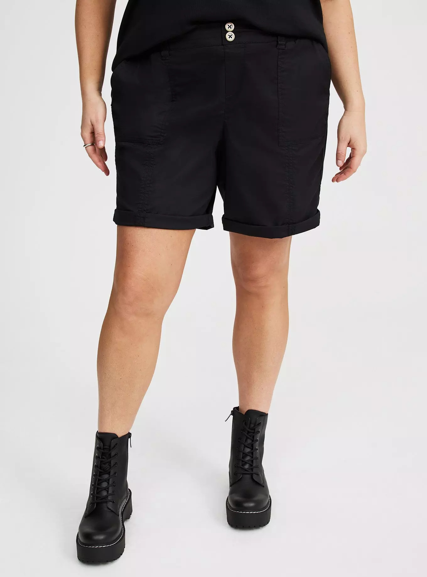 8'' Stretch Poplin Utility Short | Torrid (US & Canada)