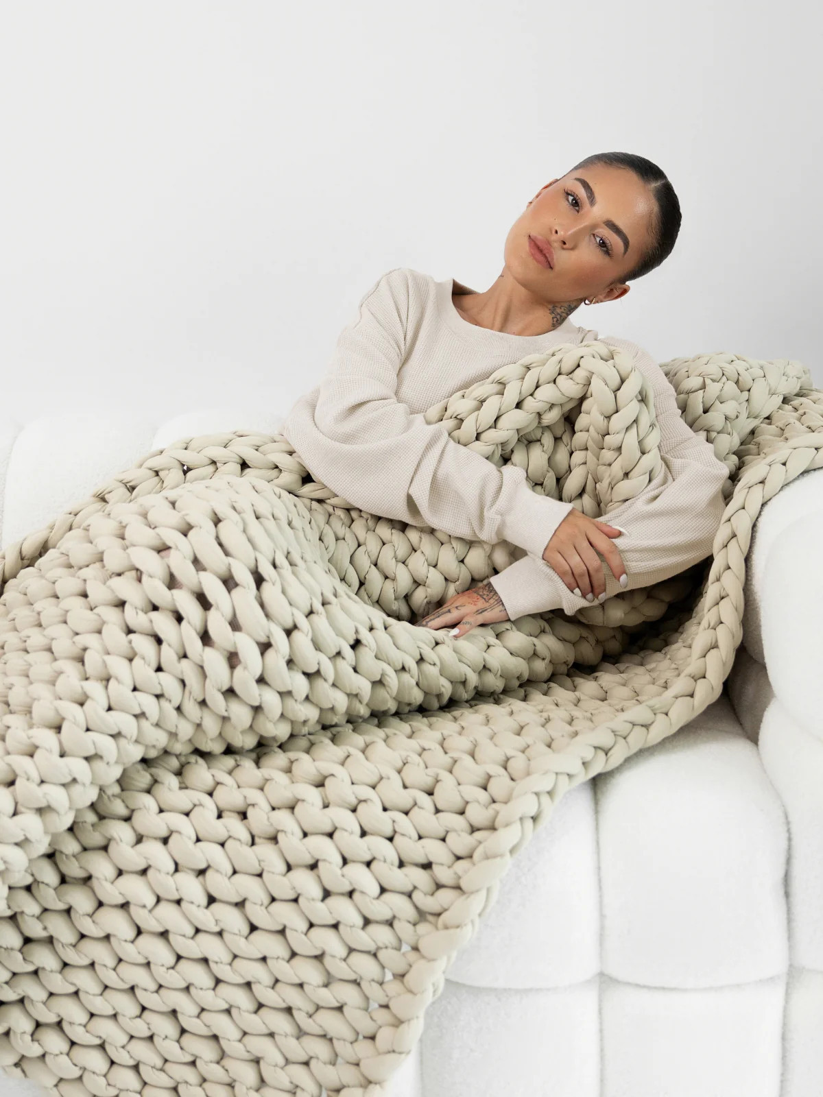 Comfrt CuddleCloud Weighted Blanket | Oat | Light Beige | Oversized | 20lb | Comfrt