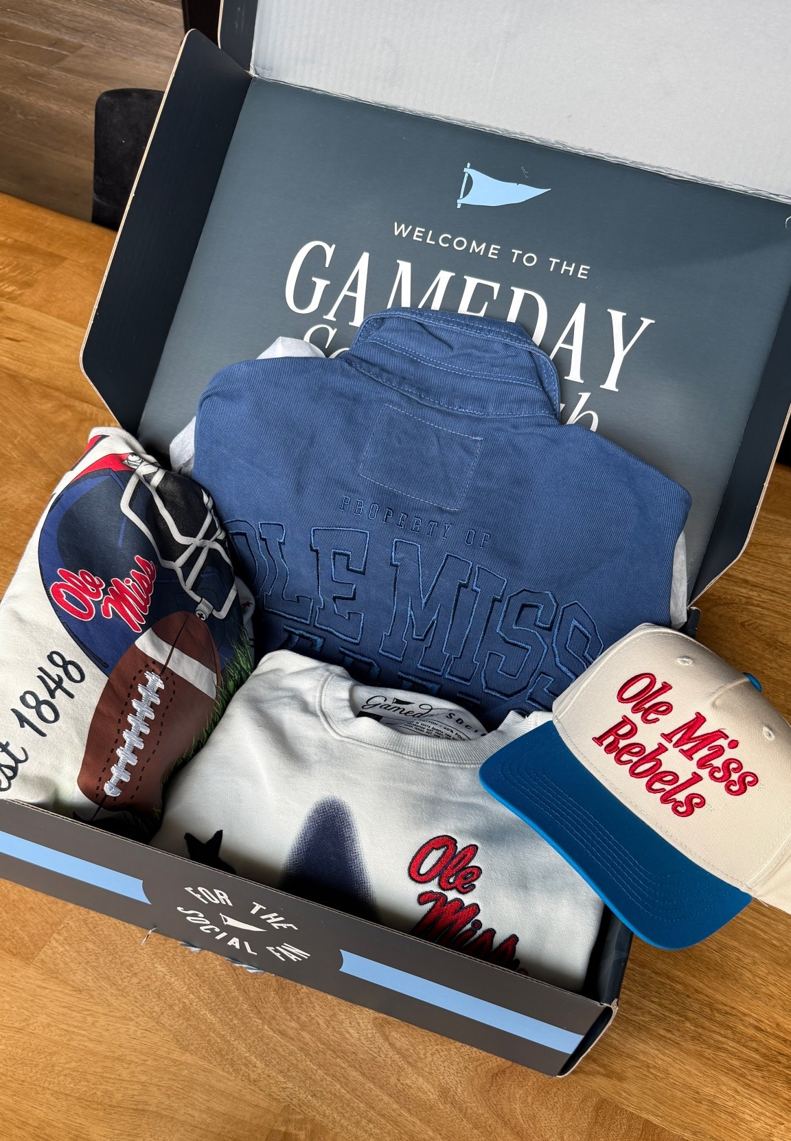 college gameday outfits 

#LTKStyleTip #LTKU #LTKFindsUnder100