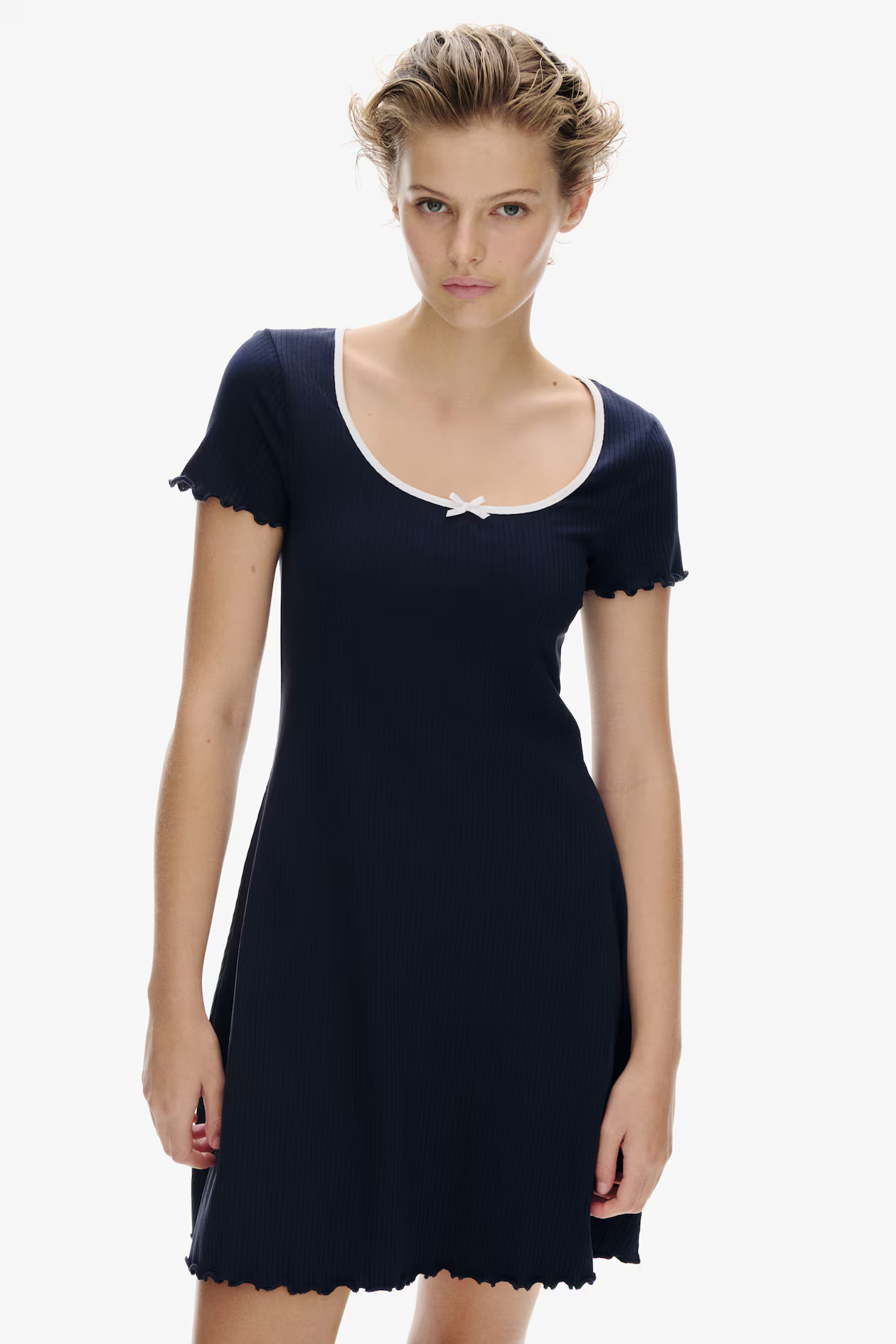 Overlocked-Trim Dress with Flared Skirt | H&M (US + CA)