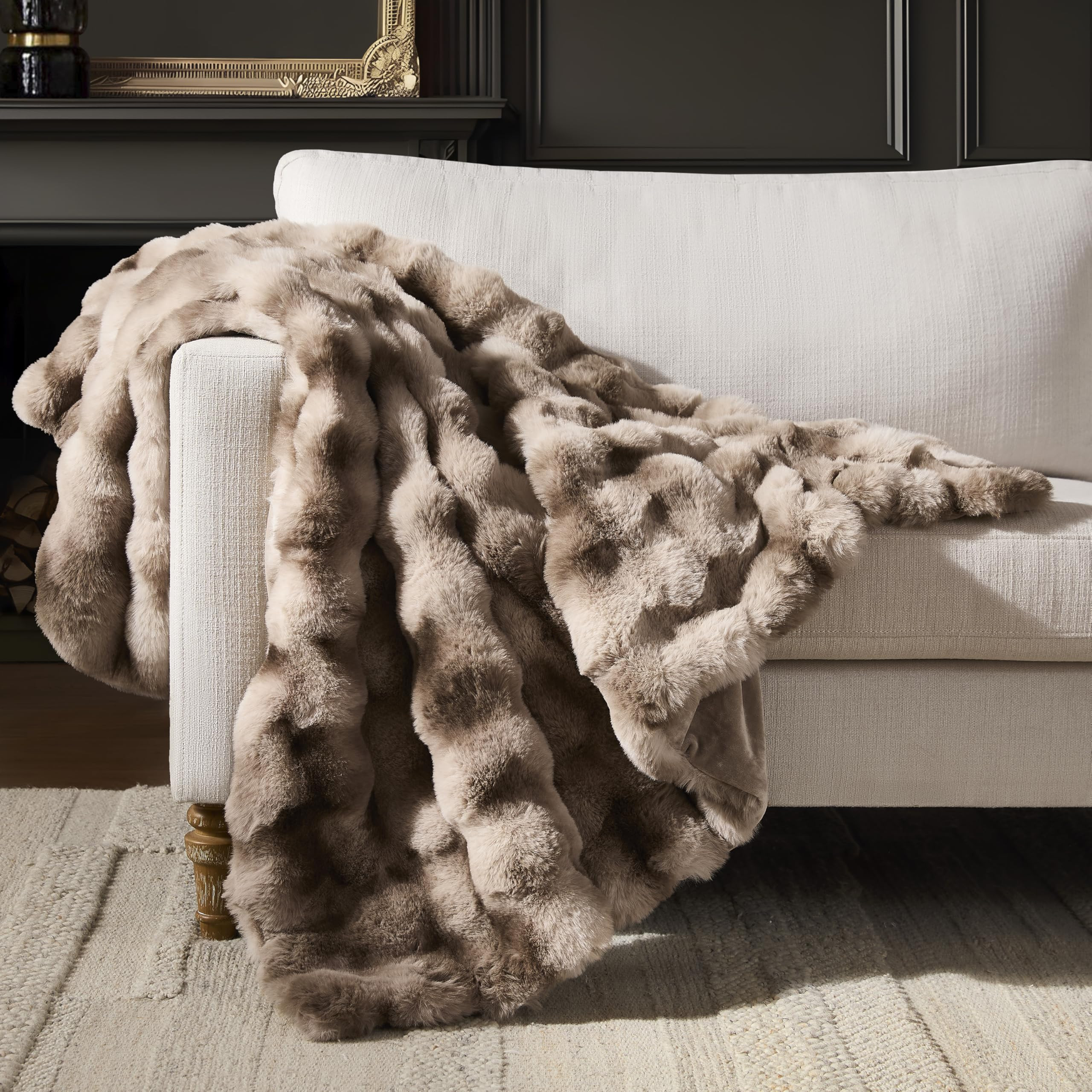 WDCOZY Luxury Bubble Throw Blanket, Faux Rabbit Fur Mink Plush Throw for Couch, Sofa and Bed, Sof... | Amazon (US)