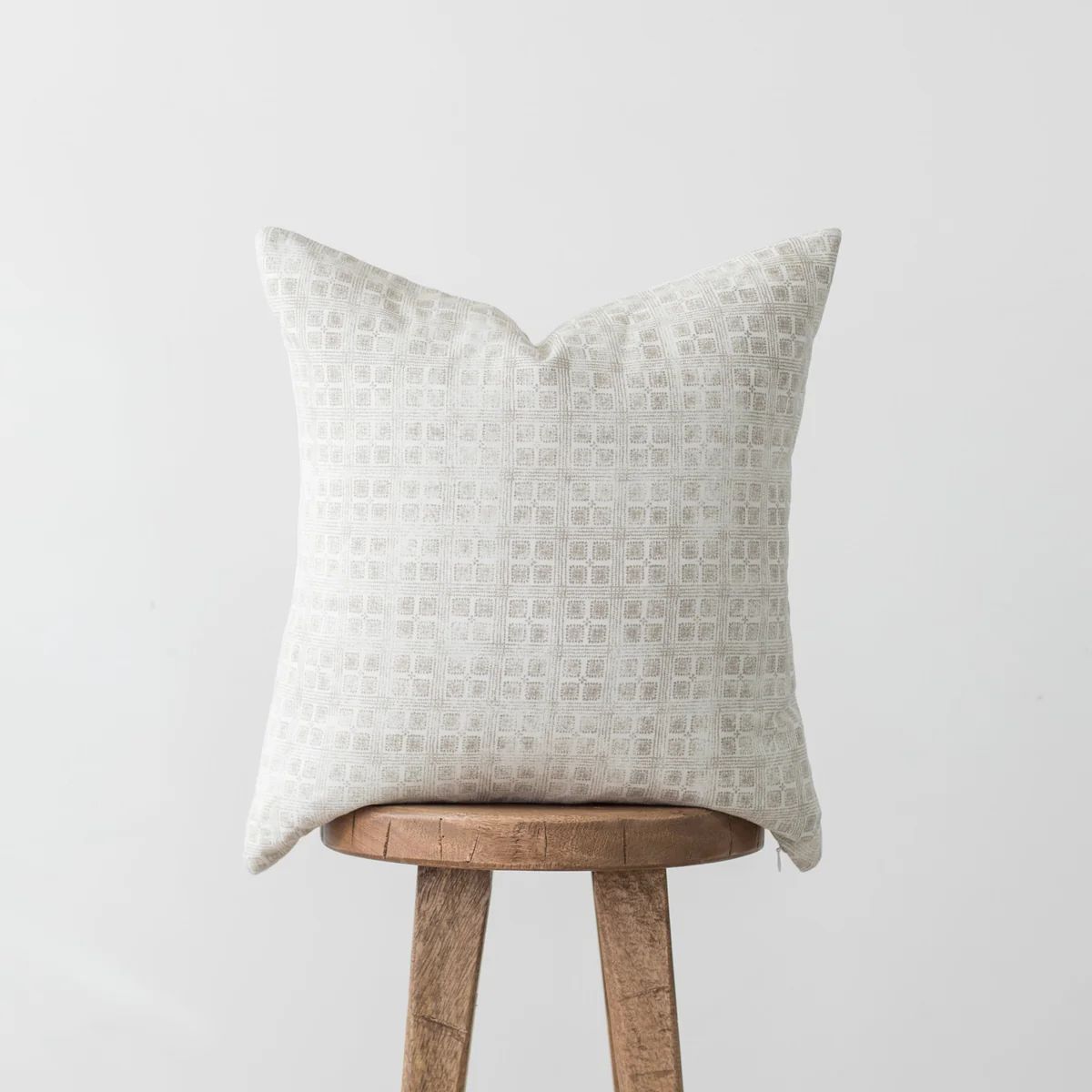 Fleur Grid - 18" | 22" | 24" | Woven Nook