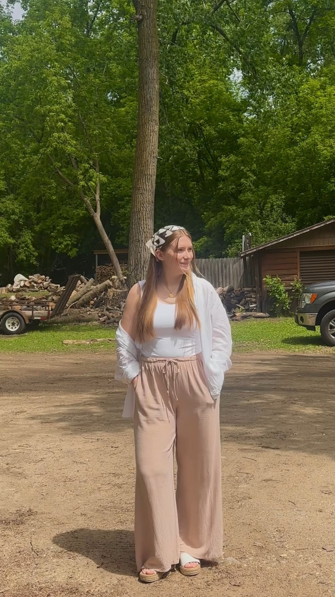 Coastal Style for a non-coastal town 🌊 

#LTKModest #LTKAmazon #LtkLinen #LTKCotton 