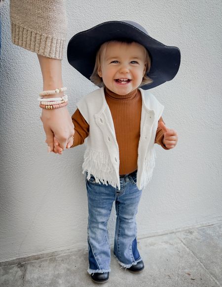 Boho baby girl outfit in full swing! Hadley is growing up so fast. Checkout her looks by following our Instagram and here on LTK.it

#LTKfamily #LTKkids #LTKbaby