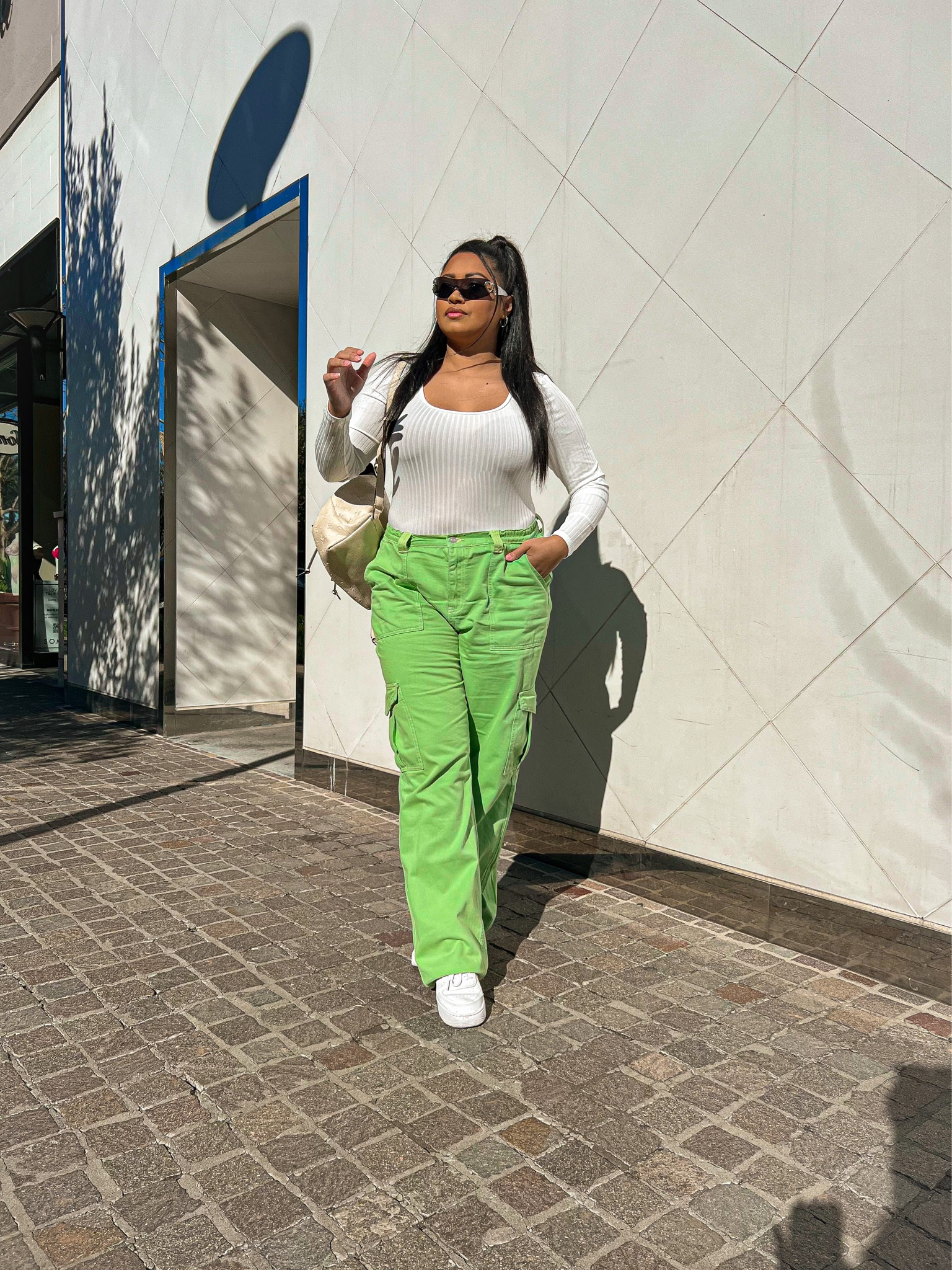 Green Cargos for the win 🧩 #springoutfit #curvyoutfit

#LTKstyletip #LTKSeasonal #LTKcurves