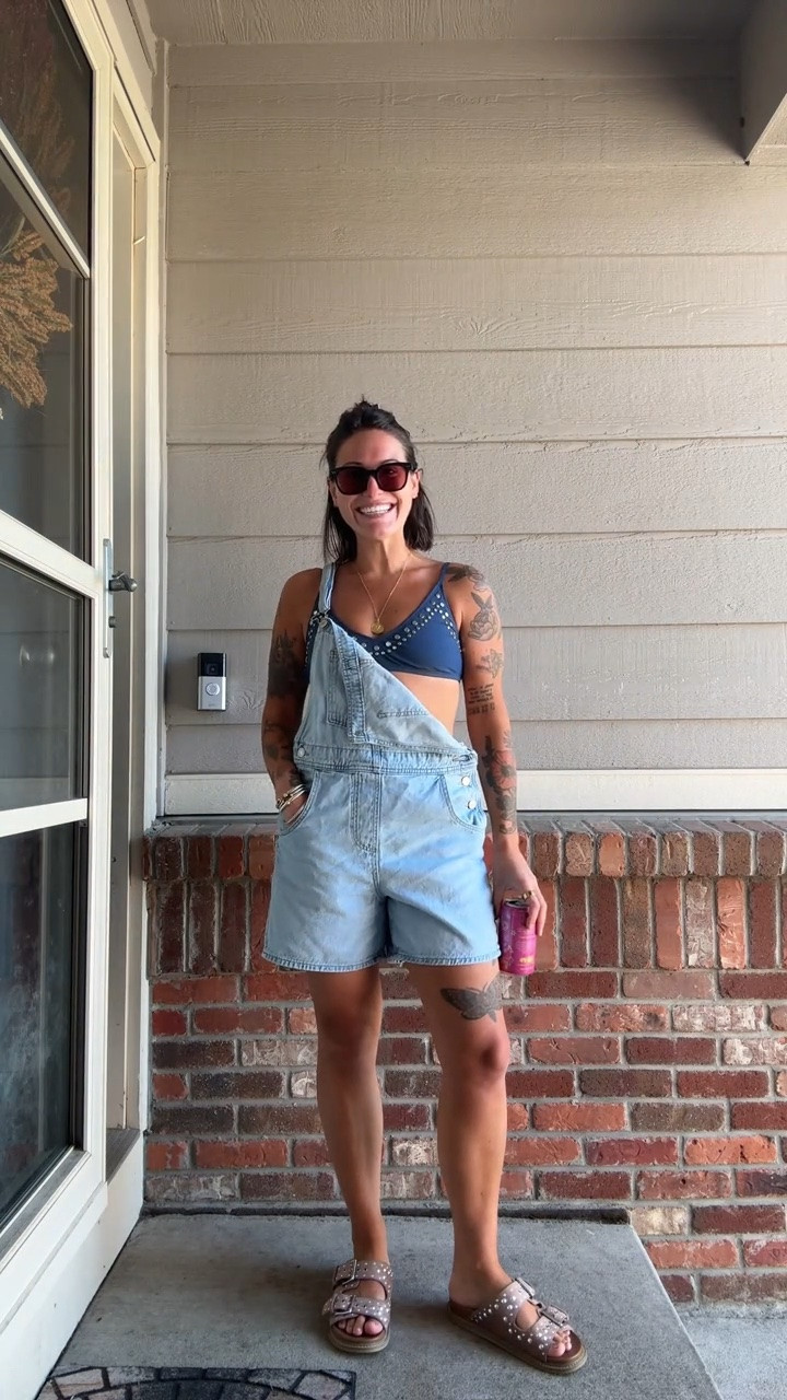 pool day! @jcrew

#LTKSaleAlert #LTKSwim #LTKootd