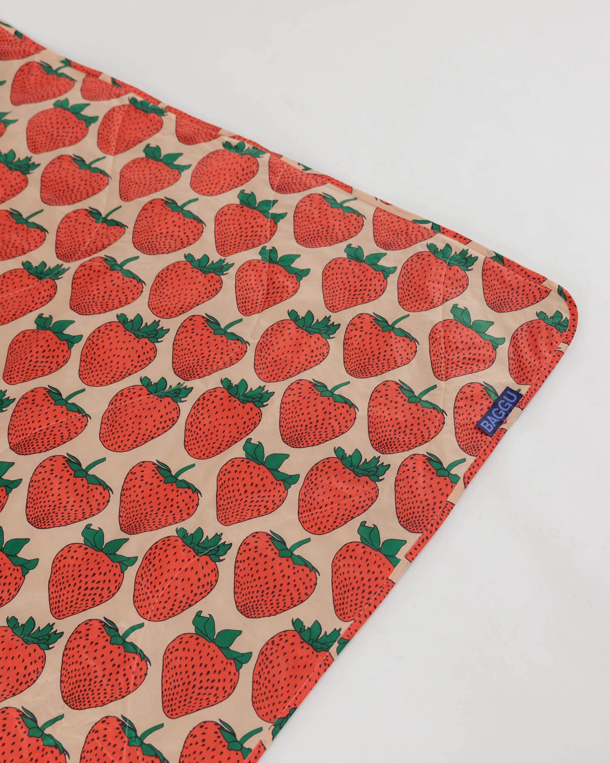 Puffy Picnic Blanket : Strawberry - Baggu | BAGGU