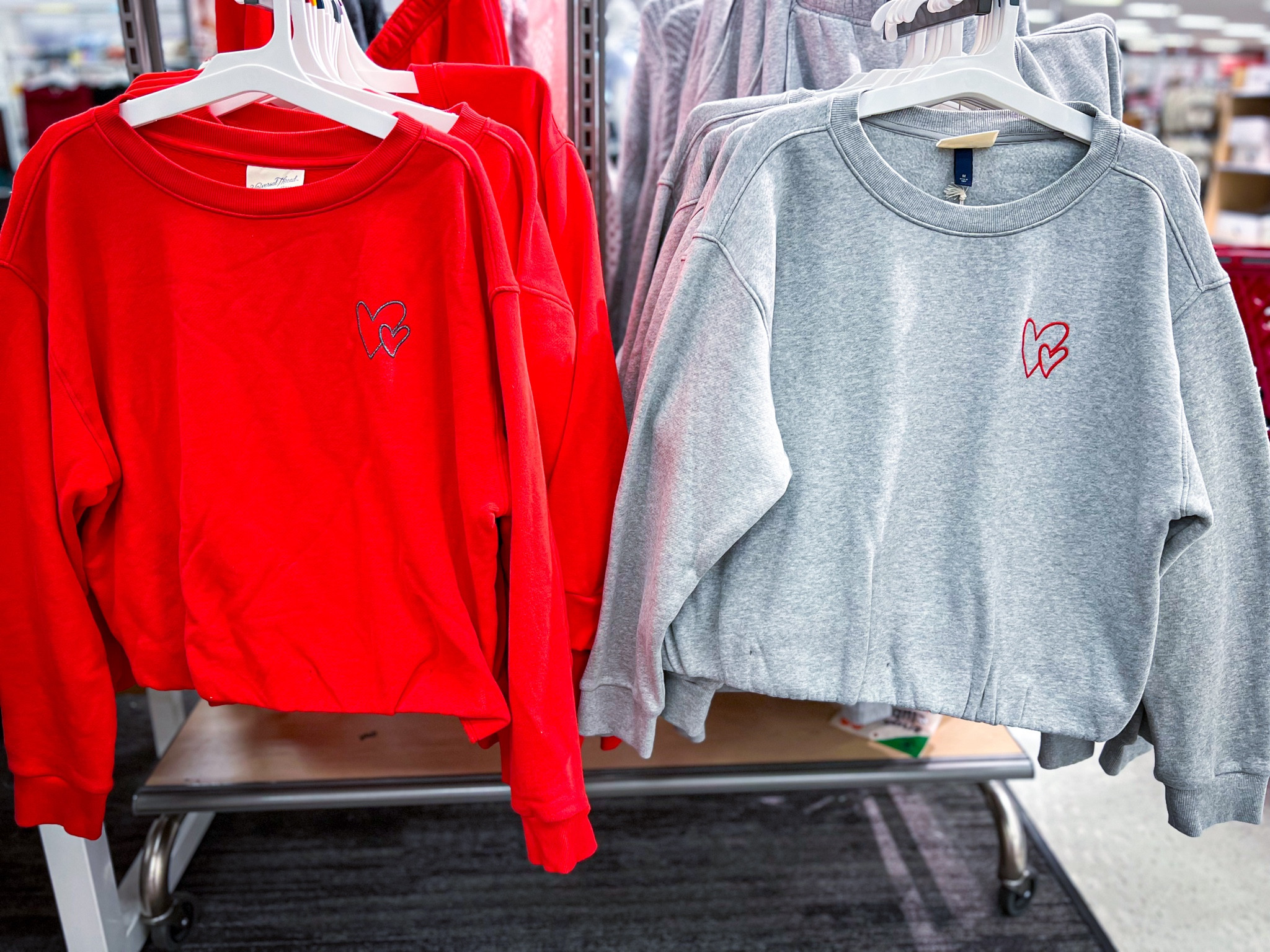 The cutest Valentine’s Day Sweatshirts at @target under $30! Women's Bubble Hem Sweatshirt
- Universal Thread Gray / Women's Bubble Hem Sweatshirt
- Universal Thread Red

#valentinesday #target #gabrielapolacek #sweatshirt

#LTKstyletip #LTKfindsunder50 #LTKSeasonal