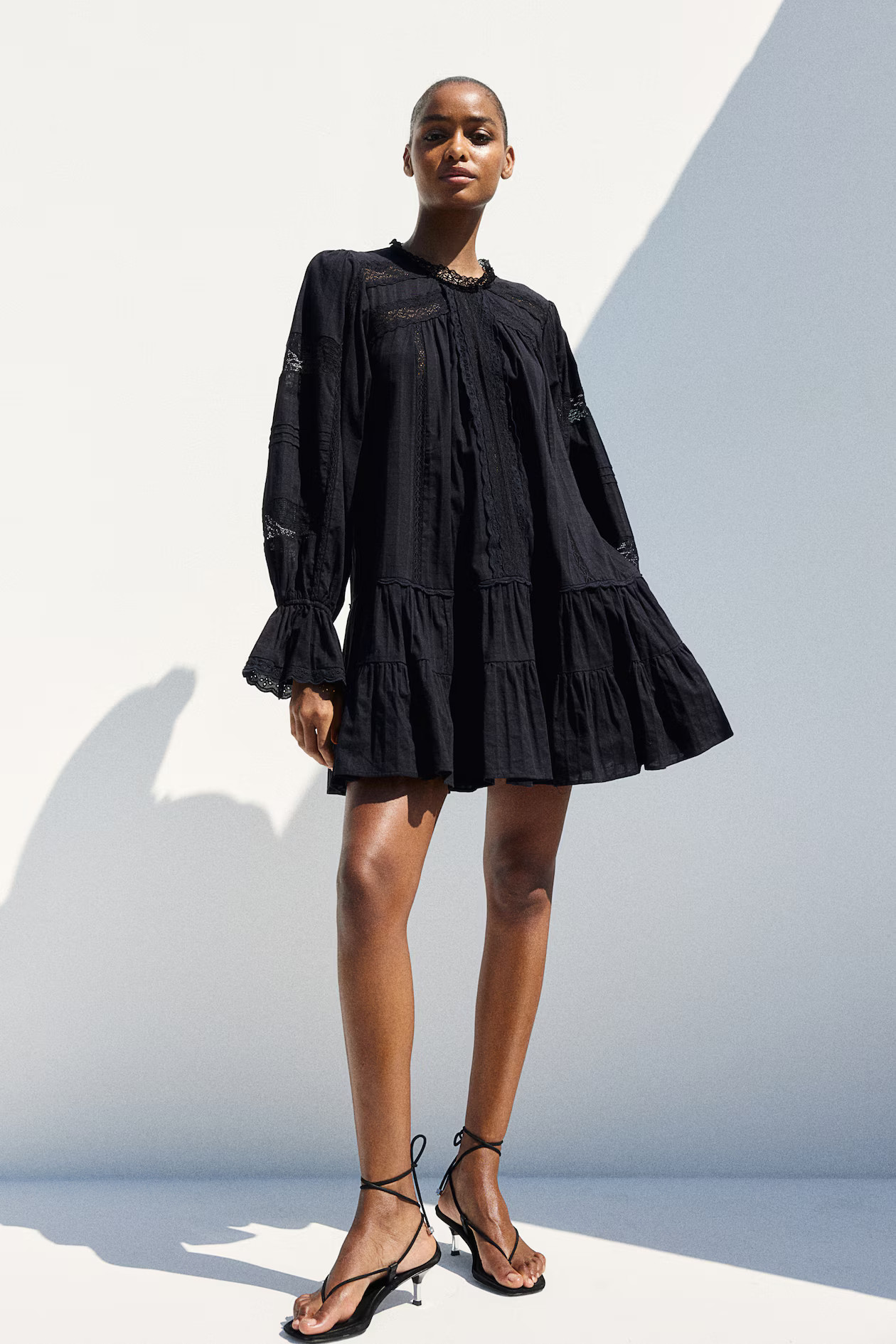 Lace-trimmed cotton dress | H&M (UK, MY, IN, SG, PH, TW, HK)