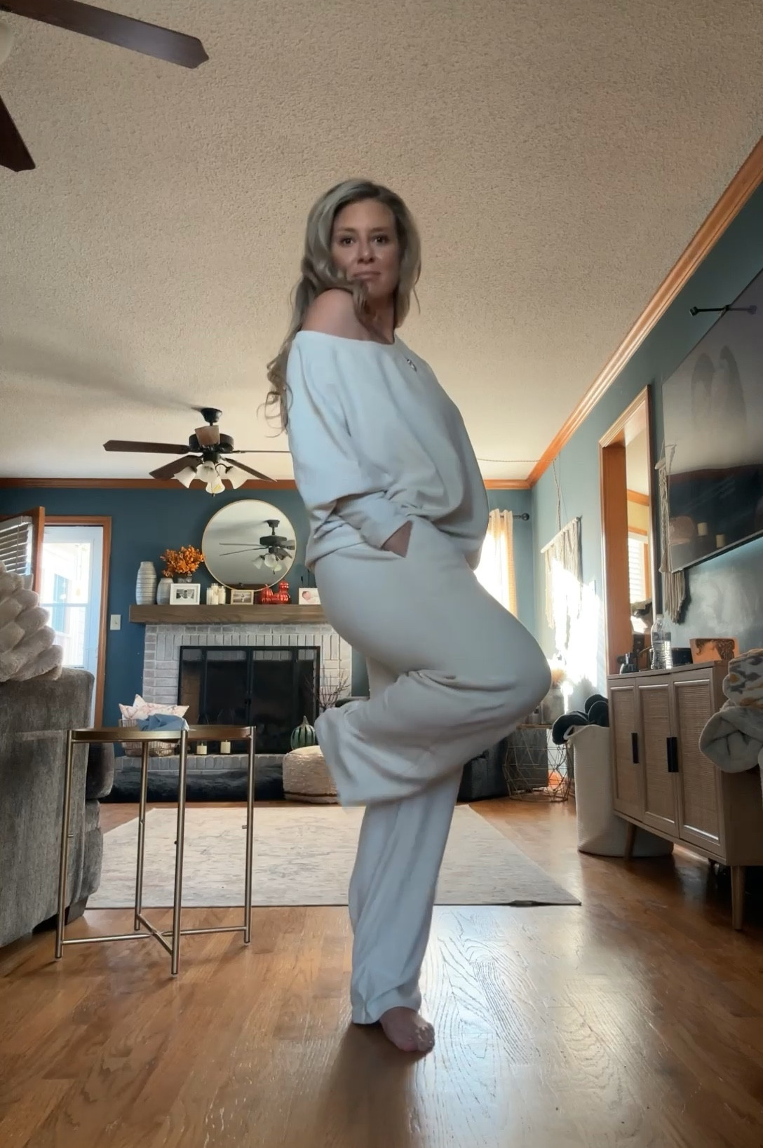 If it’s a comfy and cute two piece set…I’m getting it! 
Size: medium 

#LTKFindsUnder50 #LTKStyleTip #LTKMidsize