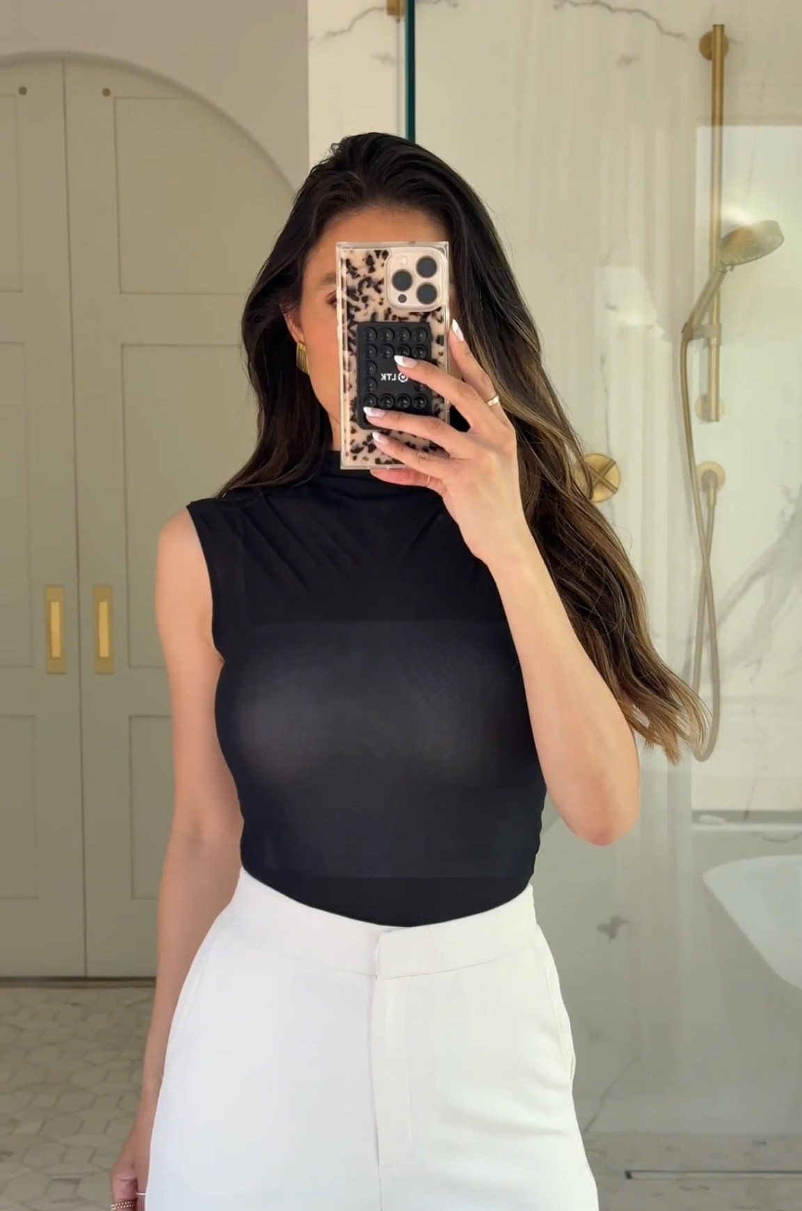 Scroll to shop!! Follow for more!! Xo! ✨

#LTKootd #LTKdayinmylife #LTKmomlife