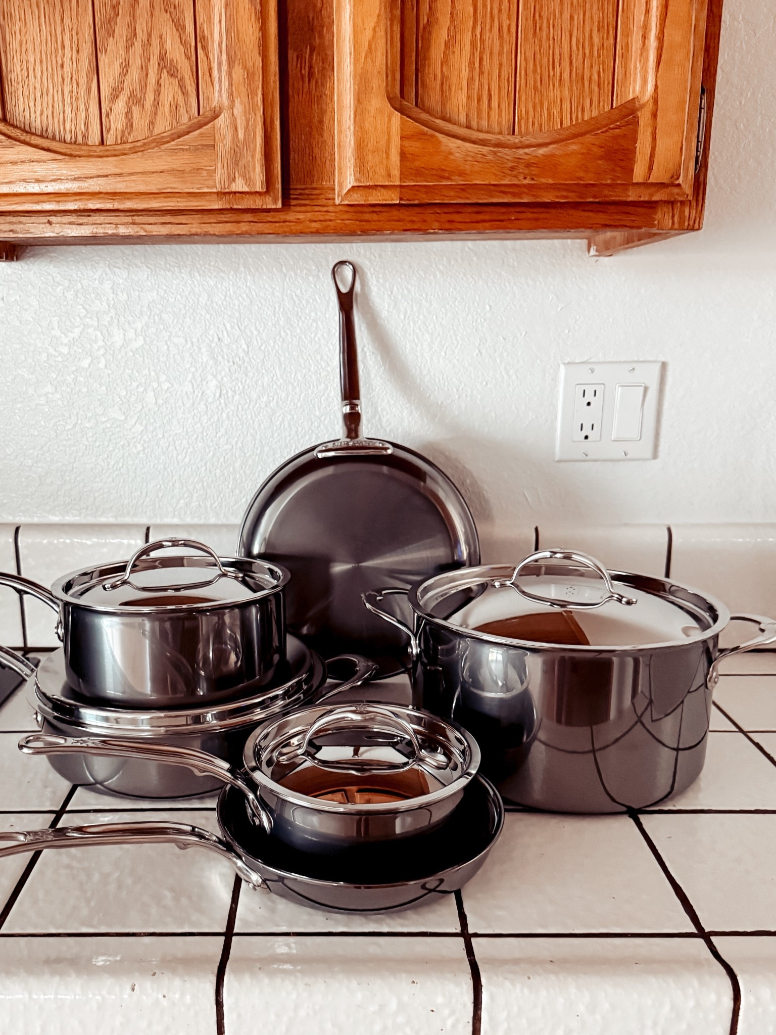 { hestan ❥

• NanoBond Molecular Titanium 10-Piece Cookware Set in Silver 

Non-Toxic Cookware . Gift Ideas For Couples } 

#LTKSaleAlert #LTKHome