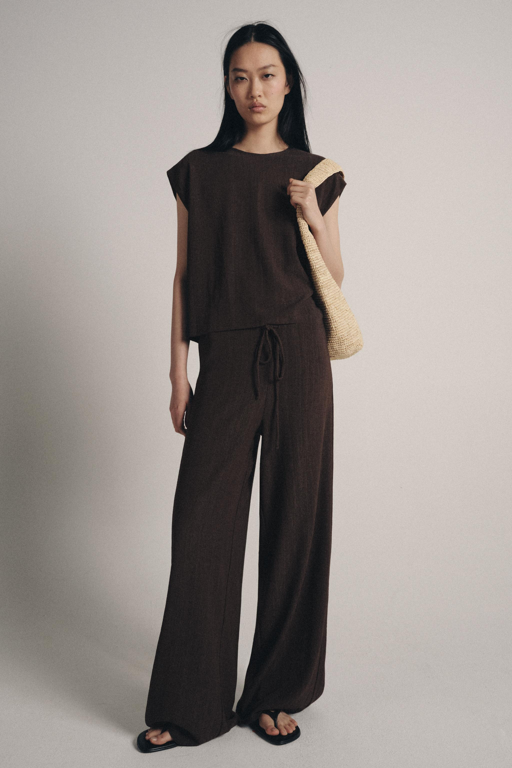 RUSTIC STRAIGHT LEG PANTS | Zara Canada