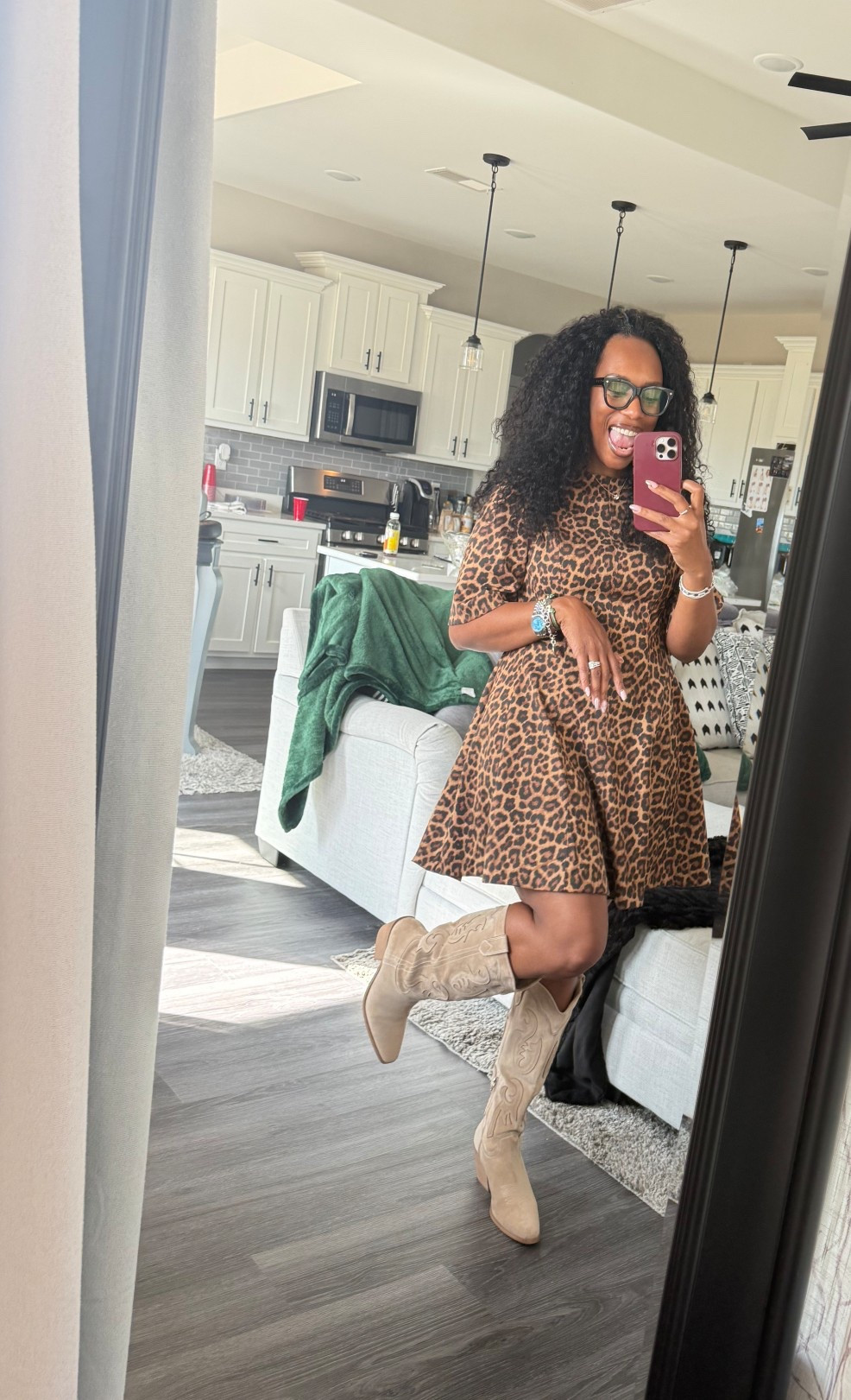 Leopard is a neutral in my book 🤎🐆
Easy throw-on dress + boots = instant outfit.
Comfortable, flattering, and ready for wherever the day takes you.

Linked for you on LTK ✨

#LTKStyle #LTKFinds #LTKSeasonal #LeopardPrint #FallStyle #WesternChic #BootSeason #EverydayStyle #ChicOnTheGo #MomStyle #EffortlessStyle #StatementDress

#LTKgrwm #LTKMidsize #LTKOver40