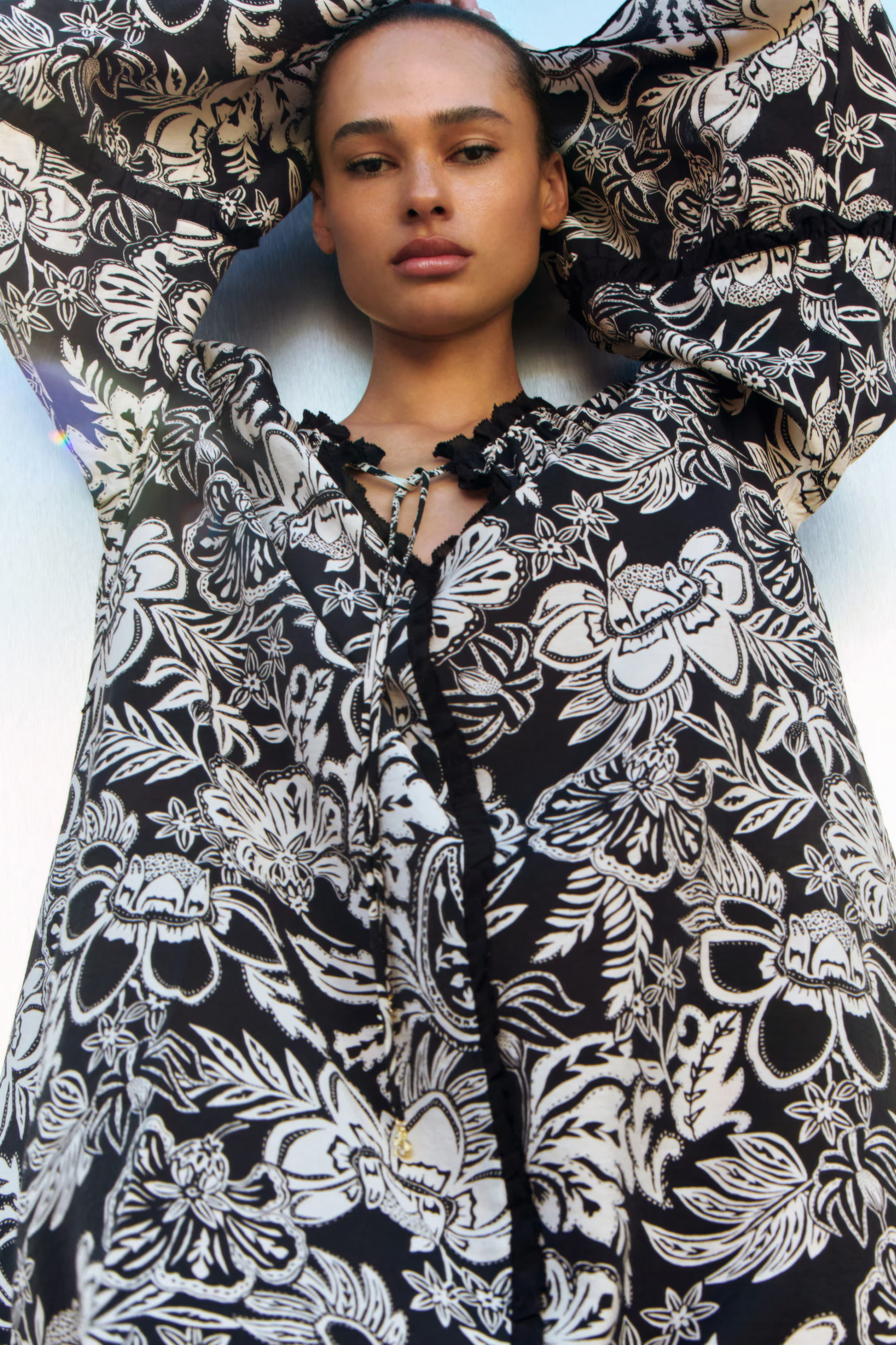 Abito a tunica con maniche scampanate | H&M (FR, IT, ES, PT, BE)