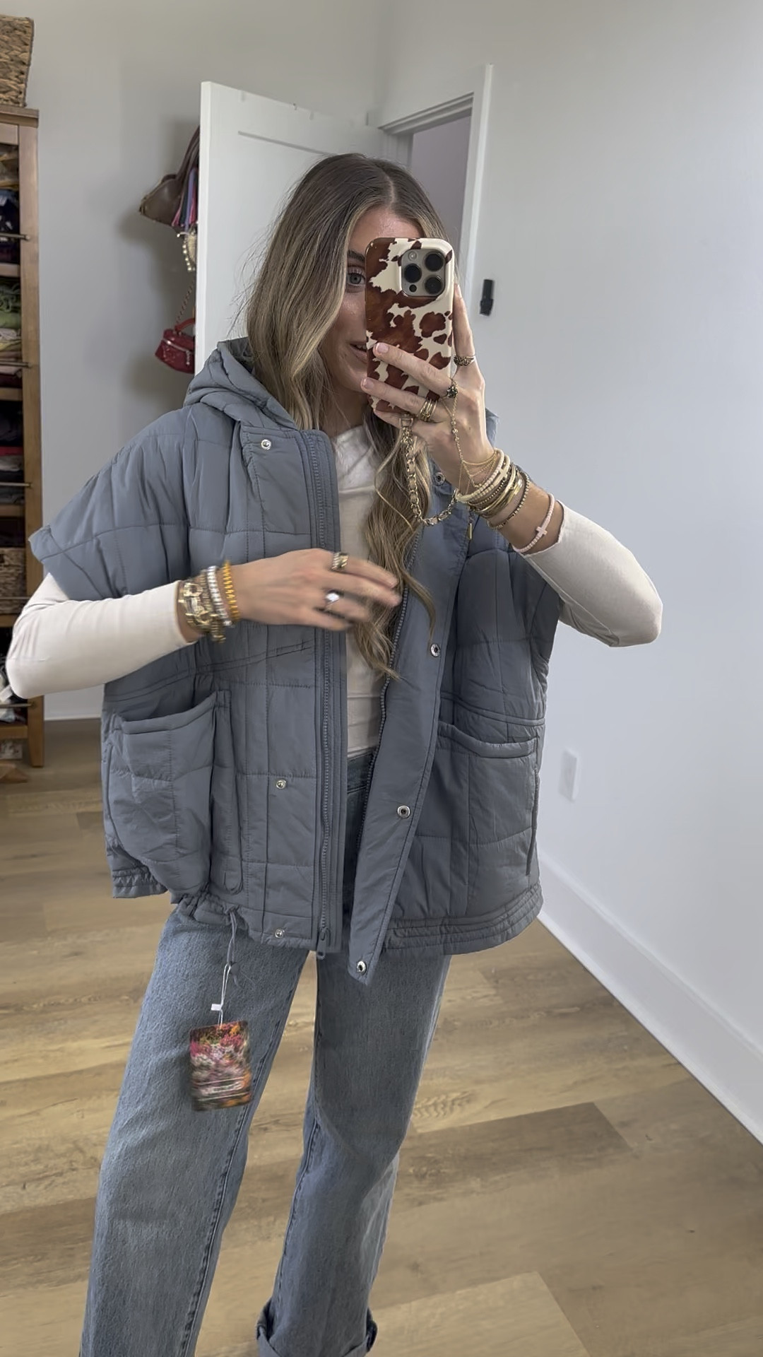 Amazon size small Gacaky Quilted Vest for Women Oversized Stand Collar Cap Sleeve Puffer Jacket Warm Button Zip Up Hoodies Coat Outwear

#freepeople #lookforless #affordablefashion #budgetfriendly #budgetfashion #freepeopleinspired #freepeopledupes #amazon #amzonfinds #amazonmusthaves #amazonvirtualtryon #amazonfavorites #amazonfashion #founditonamazon #founditonamazonfashion amazon haul, amazon clothing haul, affordable fashion, clothing haul, fall clothing haul, fall fashion, fall trends, winter clothing haul, amazon fashion, amazon finds, amazon fashion 2025. 

#LTKootd #LTKSaleAlert #LTKFindsUnder50