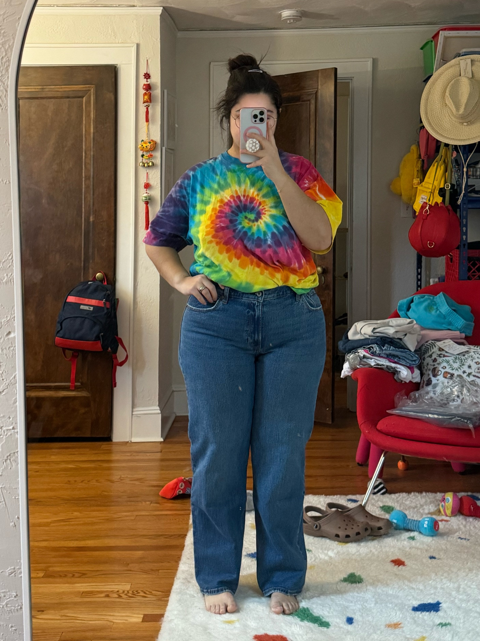 Super cute low/mid rise jeans!
Wearing the size 31 short which is equivalent to a 12! 

#LTKmidsize #LTKsalealert #LTKfindsunder100