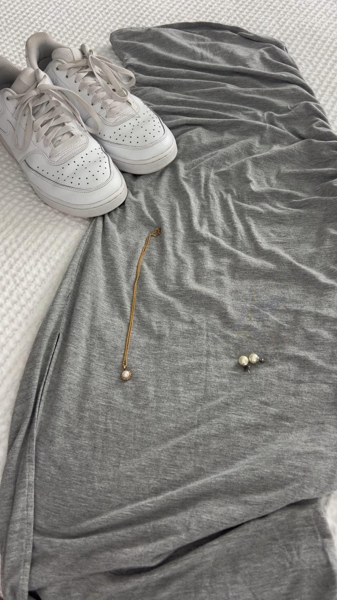 Casual meets chic in the best way 🤍 This grey ruched dress is made for effortless days out styled with white sneakers and a touch of pearl and gold for that feminine finish ✨ #OOTD #WeekendStyle #CasualChic #RuchedDress #PearlJewelry #EverydayGlam

#LTKSeasonal #LTKU #LTKSaleAlert