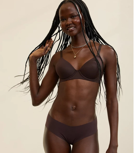 SMOOTHEZ Full Coverage Lightly Lined Bra