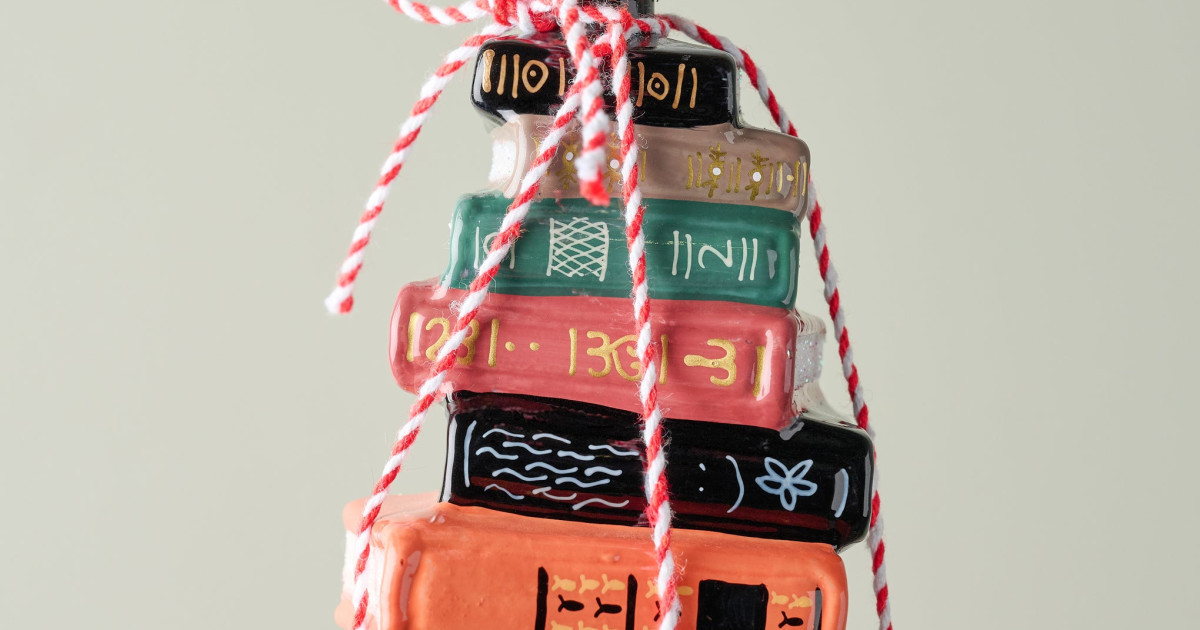 Bookstack Ornament | Magnolia