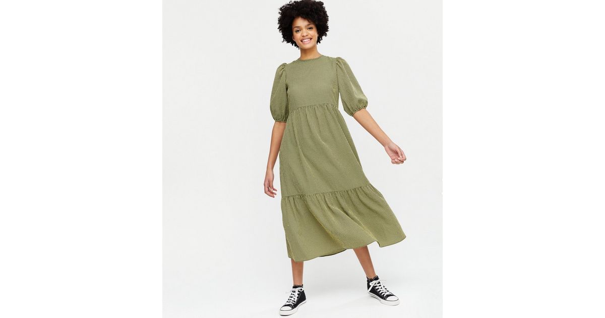 Green Gingham Tiered Hem Midi Dress
						
						Add to Saved Items
						Remove from Saved Items | New Look (UK)