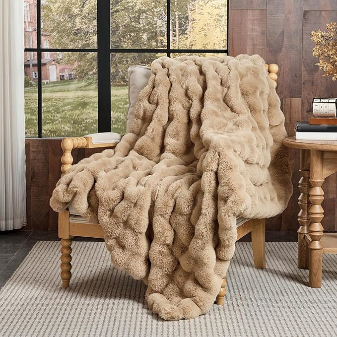 Lotus Karen Faux Fur Blanket - Big Bubble Rabbit Fluff Twin Size, 60x80 Inches | Amazon (US)